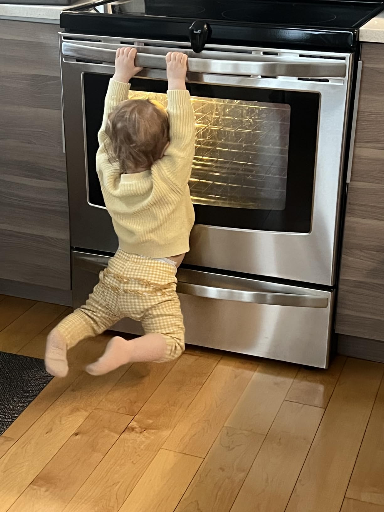 BeeGo Oven Lock - Mom's Choice Awards Gold | Child Safety Baby Proofing Lock for Oven, Stove & Microwave - Self-Adhesive, Heat-Resistant, No Drill, Easy Install (White, Flat Surfaces Only) customer photo 2