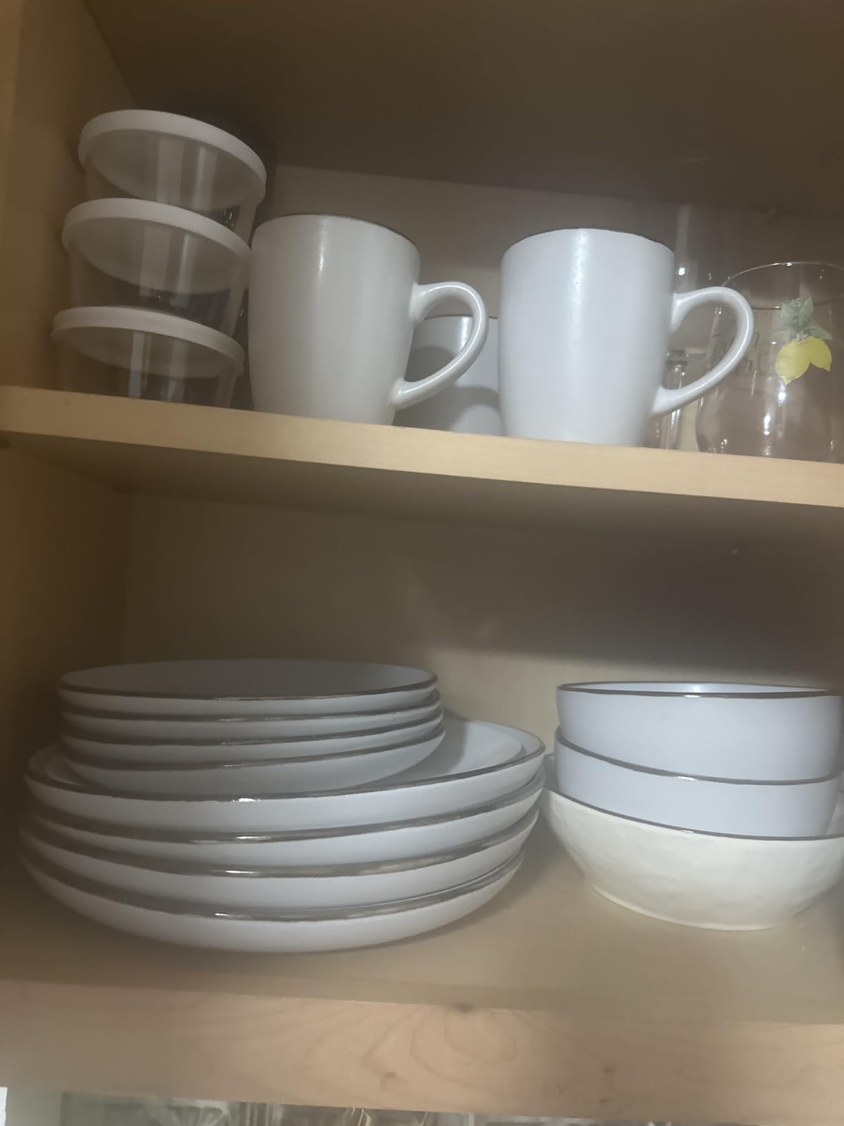 Gibson Home Rockaway Round Stoneware Dinnerware Set, Service for 4 (16pcs), Matte White/Metallic Rim customer photo 1