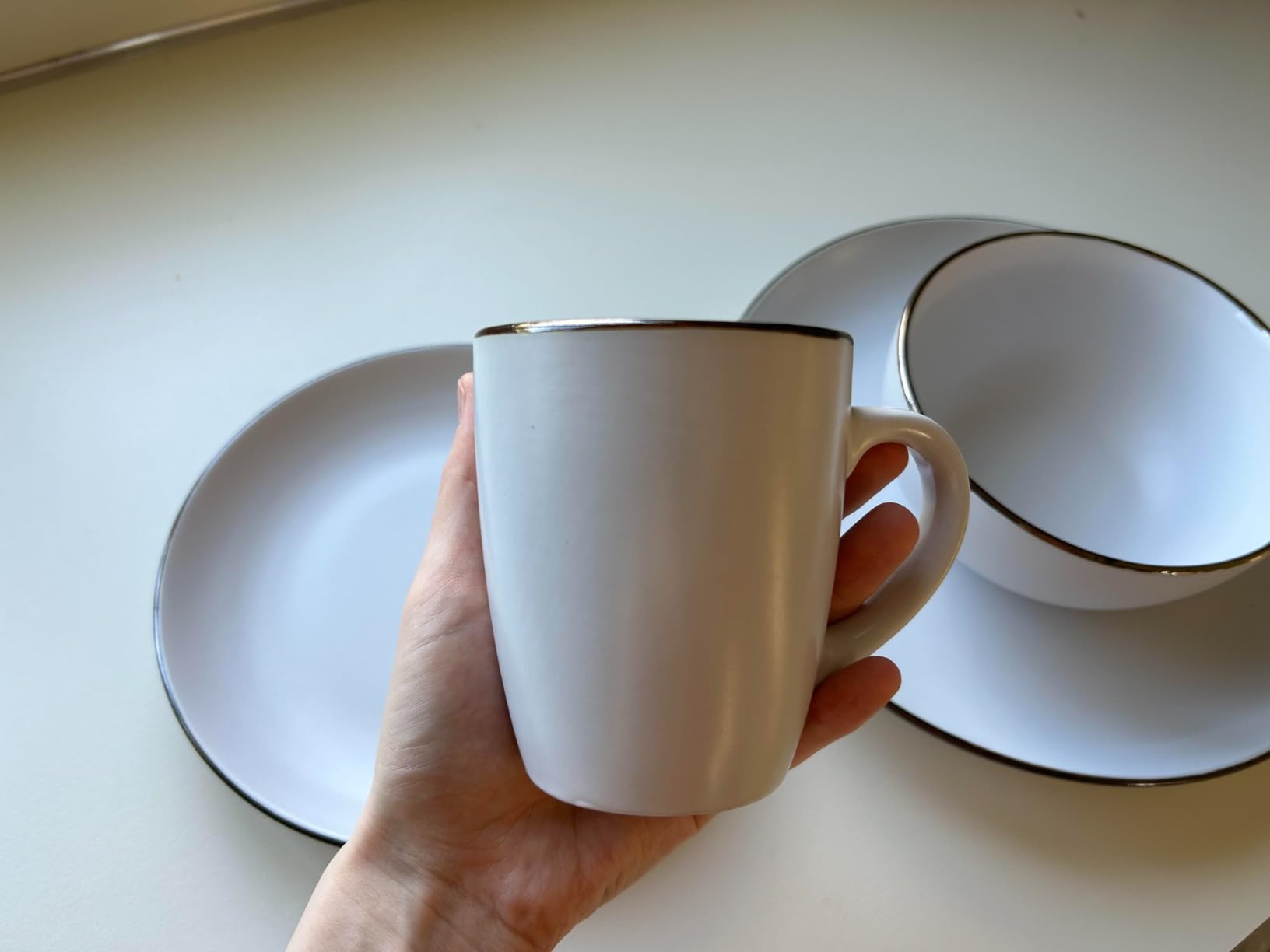 Gibson Home Rockaway Round Stoneware Dinnerware Set, Service for 4 (16pcs), Matte White/Metallic Rim customer photo 2