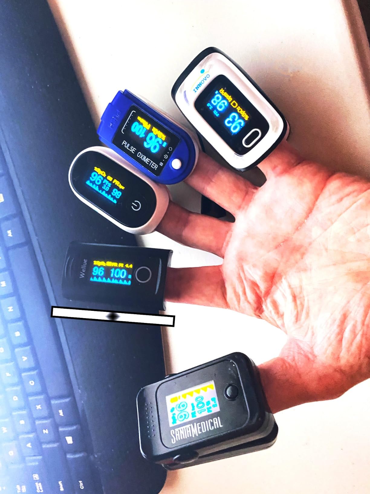 Wellue Bluetooth Pulse Oximeter Fingertip, Blood Oxygen Saturation Monitor with Free APP, Batteries, Carry Bag & Lanyard customer photo 1