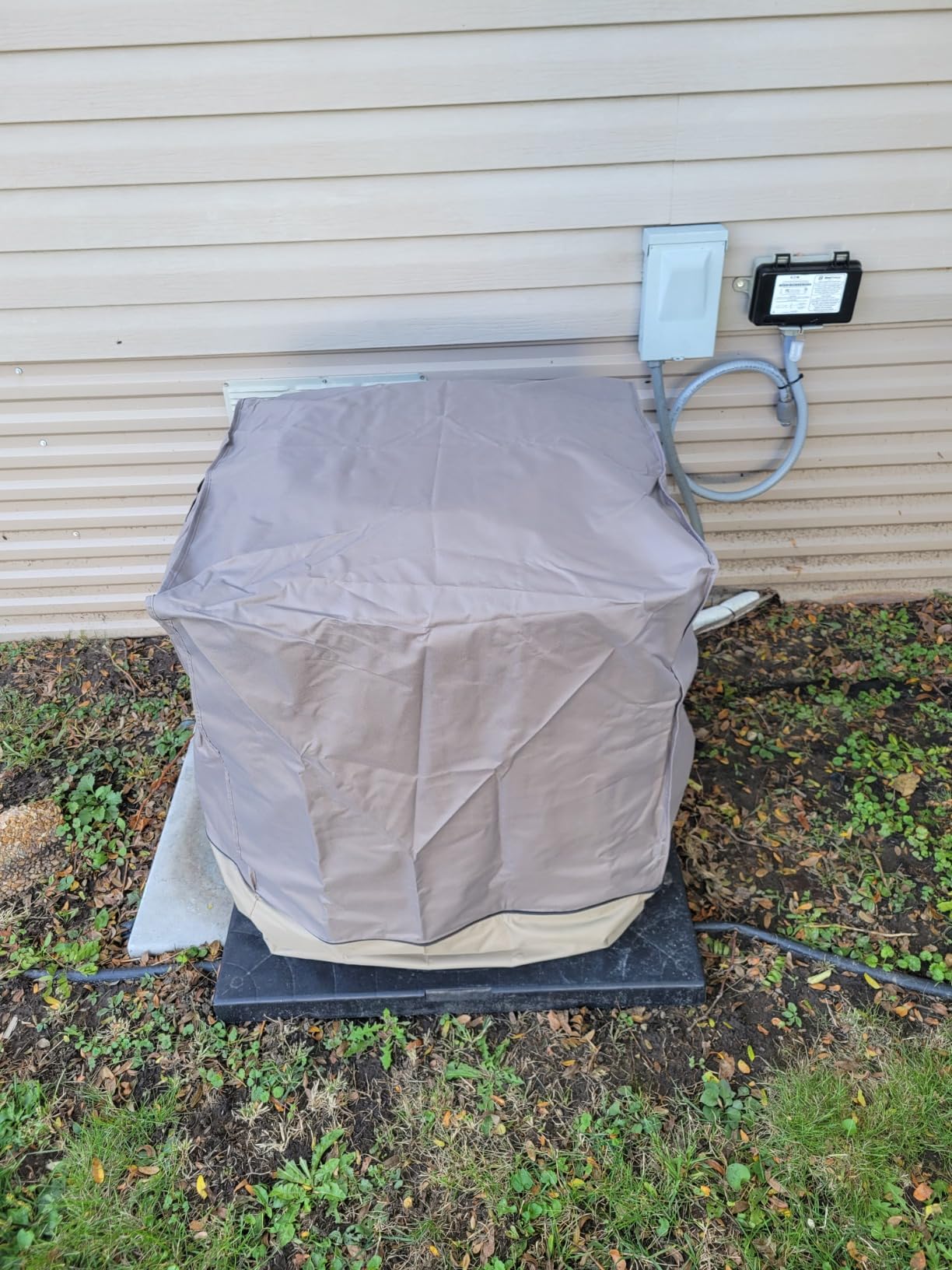 KylinLucky Window Air Conditioner Cover for Outside 17 x 12 x 13 inches | AC Cover with Water-Resistant Oxford Top, UV Resistant, Dust Protection customer photo 1