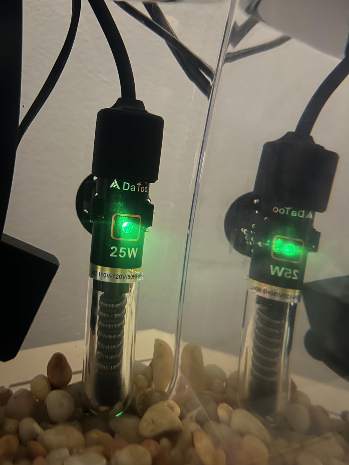 DaToo Mini Aquarium Heater 25W Small Fish Tank Heater 25 Watt with Free Thermometer Sticker customer photo 1