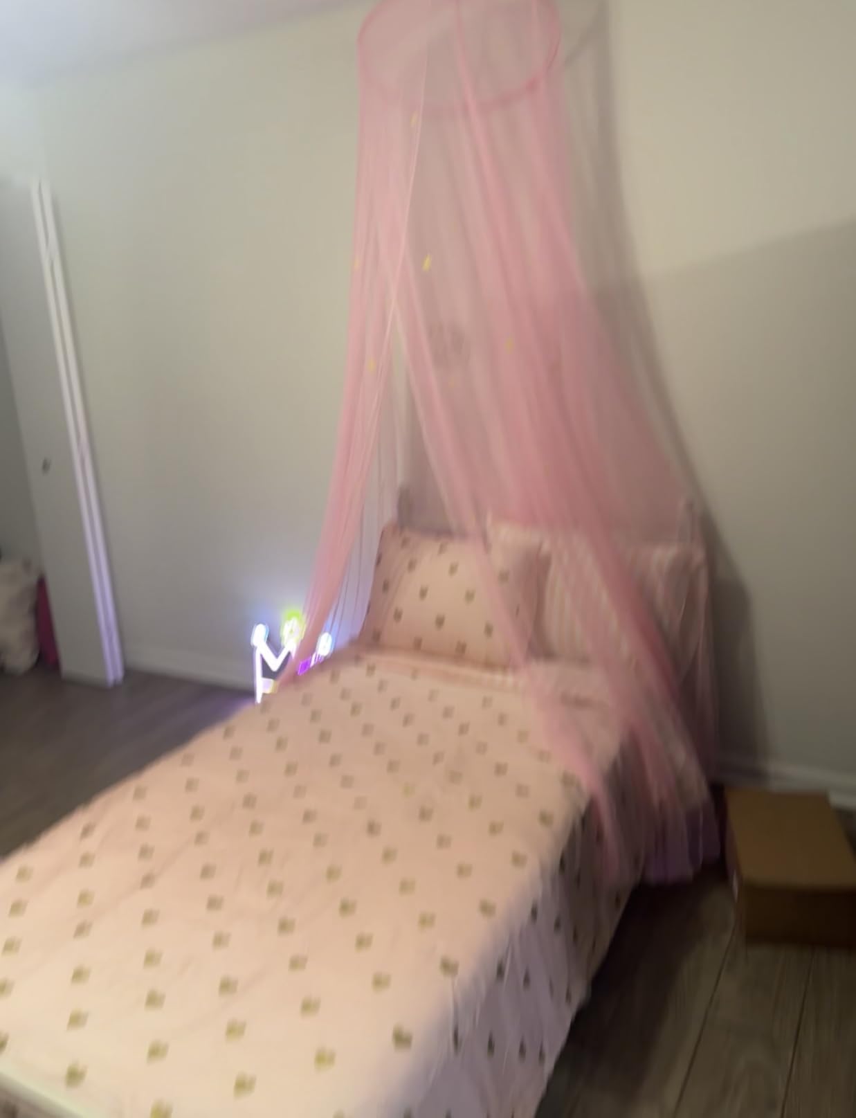 Bollepo Pink Bed Canopy for Girls with Glowing Stars customer photo 2