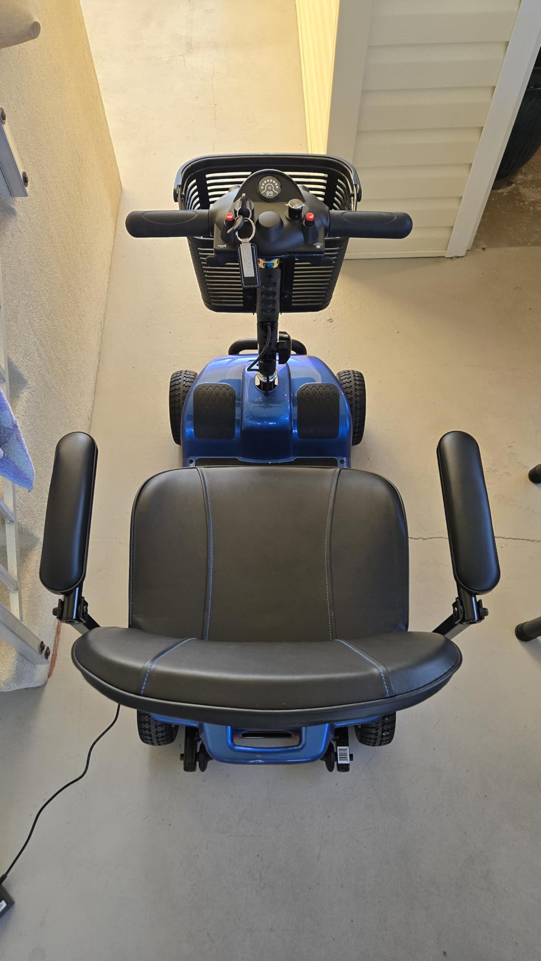 Vive 4 Wheel Mobility Scooter - Electric Powered Wheelchair Device | Compact Heavy Duty Mobile for Travel, Adults, Elderly - Long Range Power Extended Battery with Charger & Basket customer photo 1