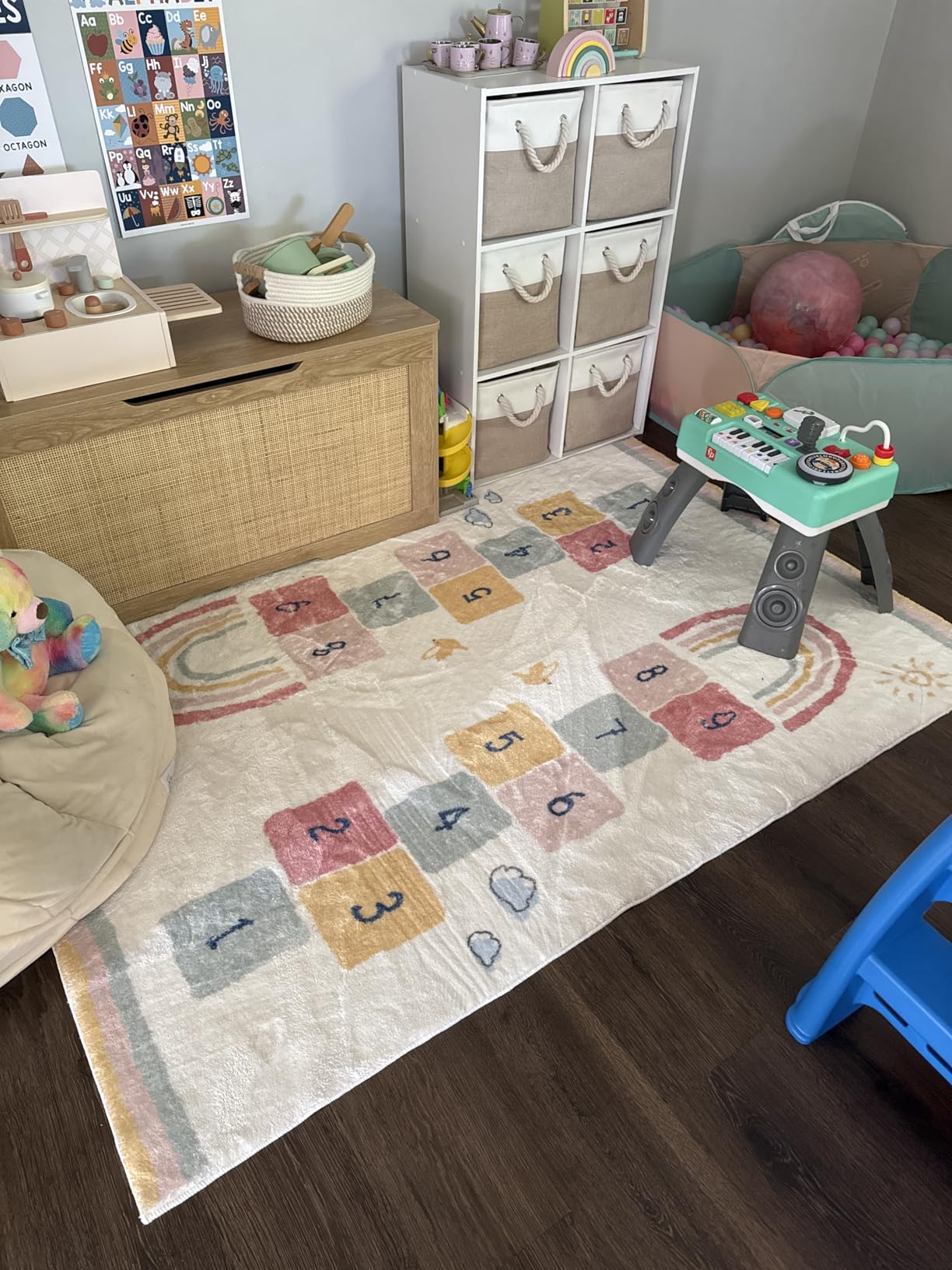 Topotdor Rainbow Sky Hopscotch Game Rugs, 27.5