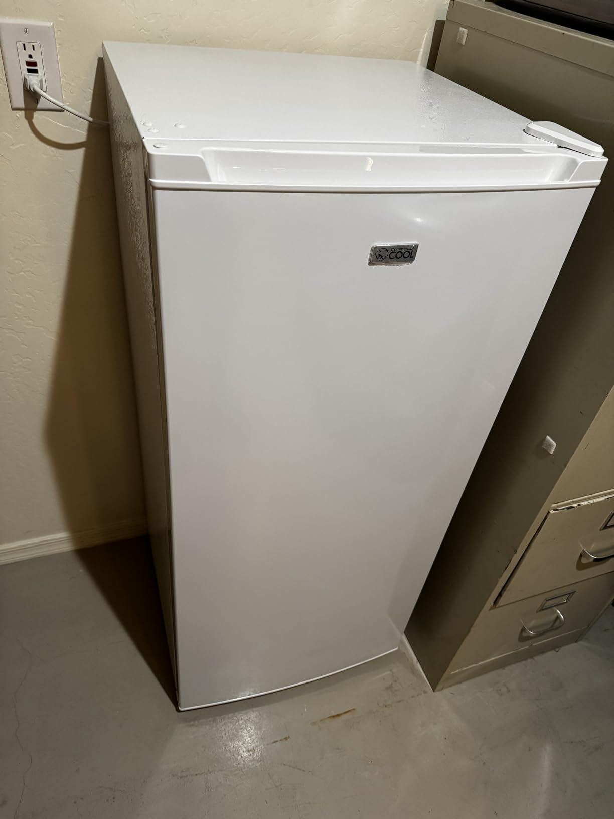 Commercial Cool Upright Freezer, Stand Up Freezer 6 Cu Ft with Reversible Door, Black | 5 Fixed Freezer Shelves, Reversible Door, Adjustable Thermostat, Manual Defrost customer photo 1
