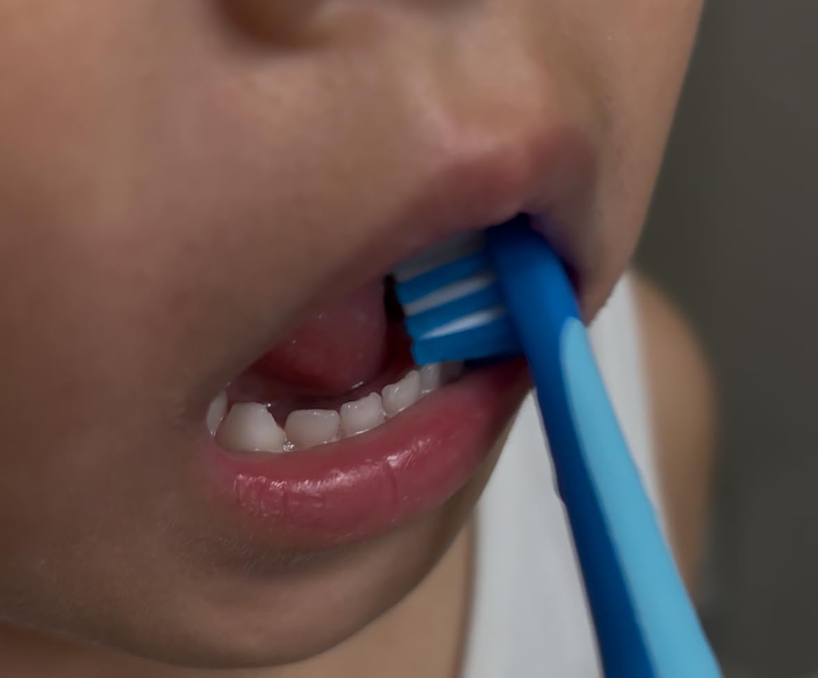 Colgate Kids Battery Powered Toothbrush, Kids Battery Toothbrush with Included AA Battery, Extra Soft Bristles, Flat-Laying Handle to Prevent Rolling, Unicorn Toothbrush, 1 Pack customer photo 2
