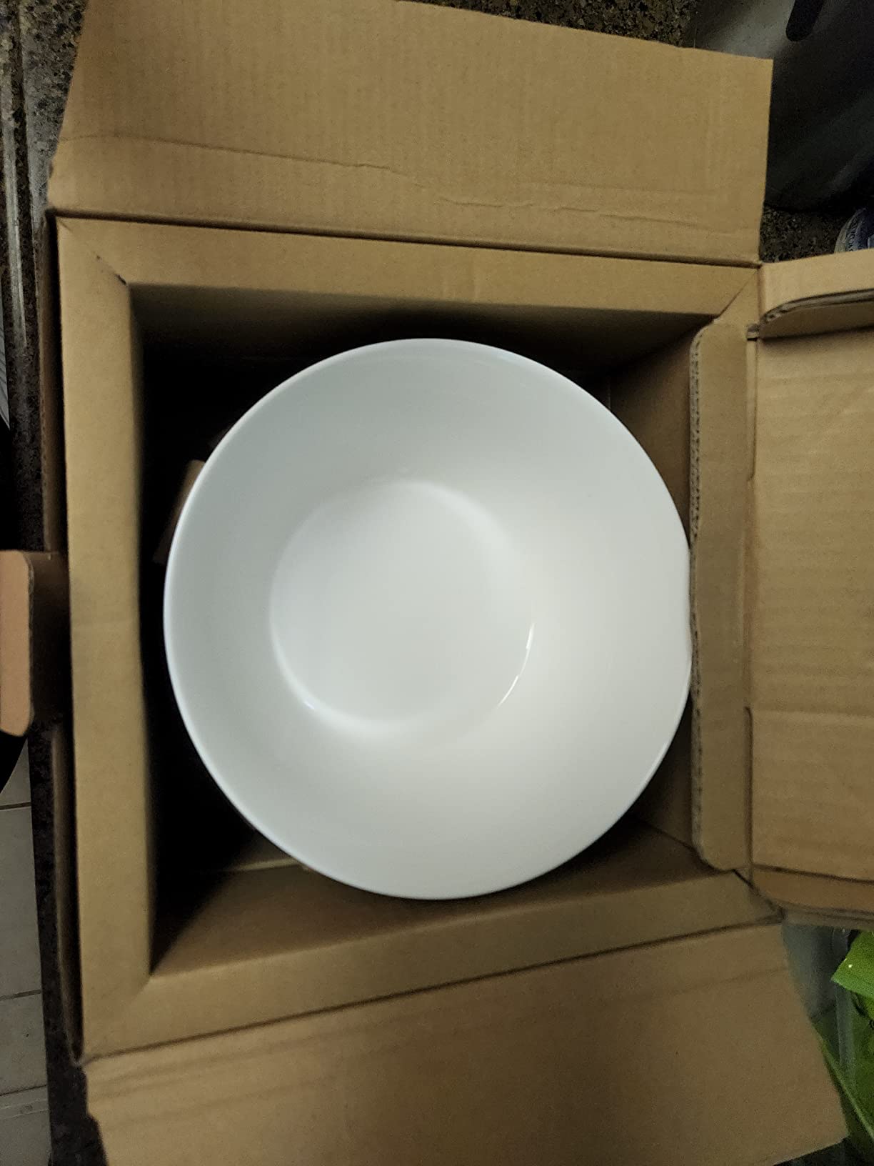 DOWAN Large Salad & Soup Bowls - 60 OZ Ceramic White Bowls for Ramen, Pho, Pasta, Fruit and Snacks - Set of 4, Microwave & Dishwasher Safe customer photo 2
