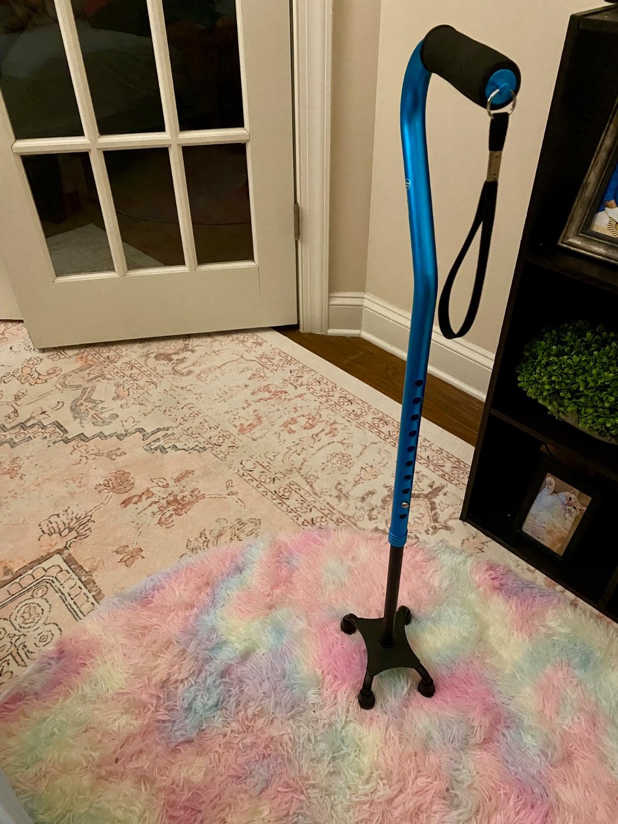 Quad Cane Adjustable Walking Cane with Offset Soft Cushioned Handle for Men & Women Lightweight Comfortable with 4-Pronged feet for Extra Stability customer photo 2