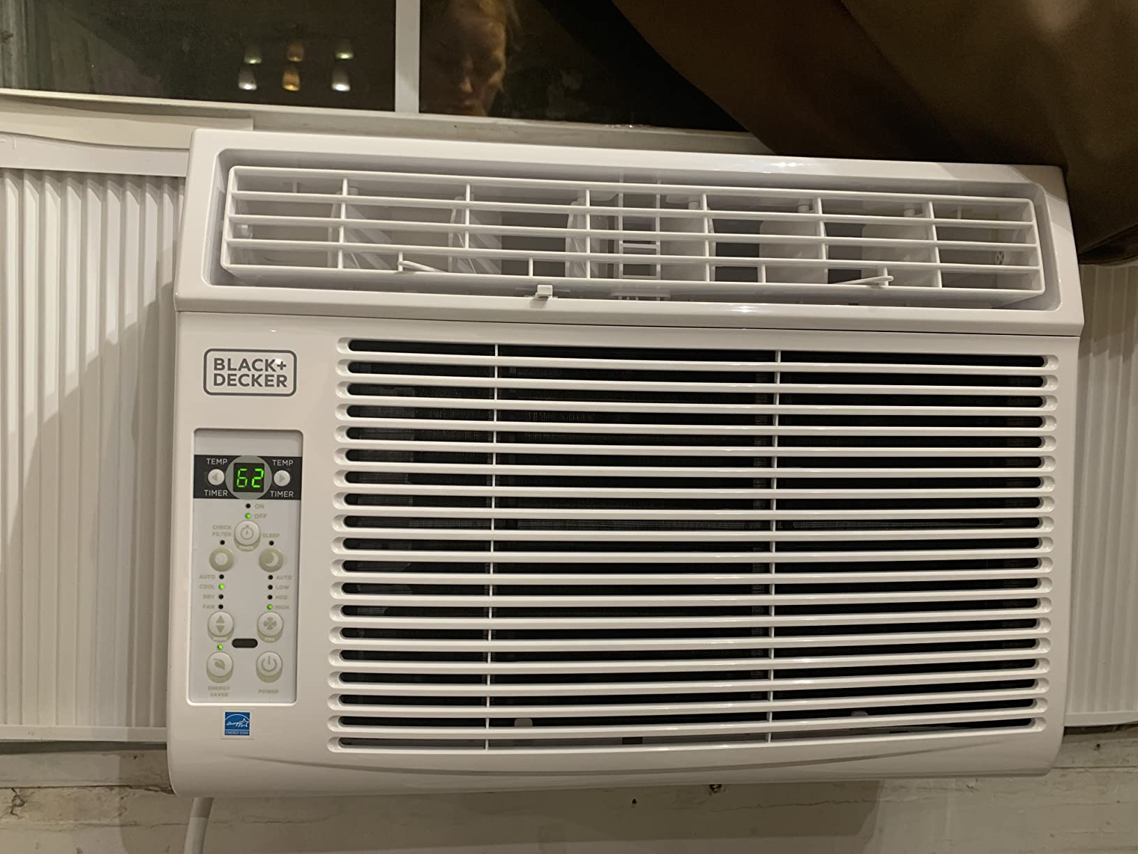 BLACK+DECKER Window Air Conditioner 10,000 BTU, BD10WT6G, Cools Up to 450 Square Feet, Remote Control, 3 Cooling Speeds, 12 CEER customer photo 2