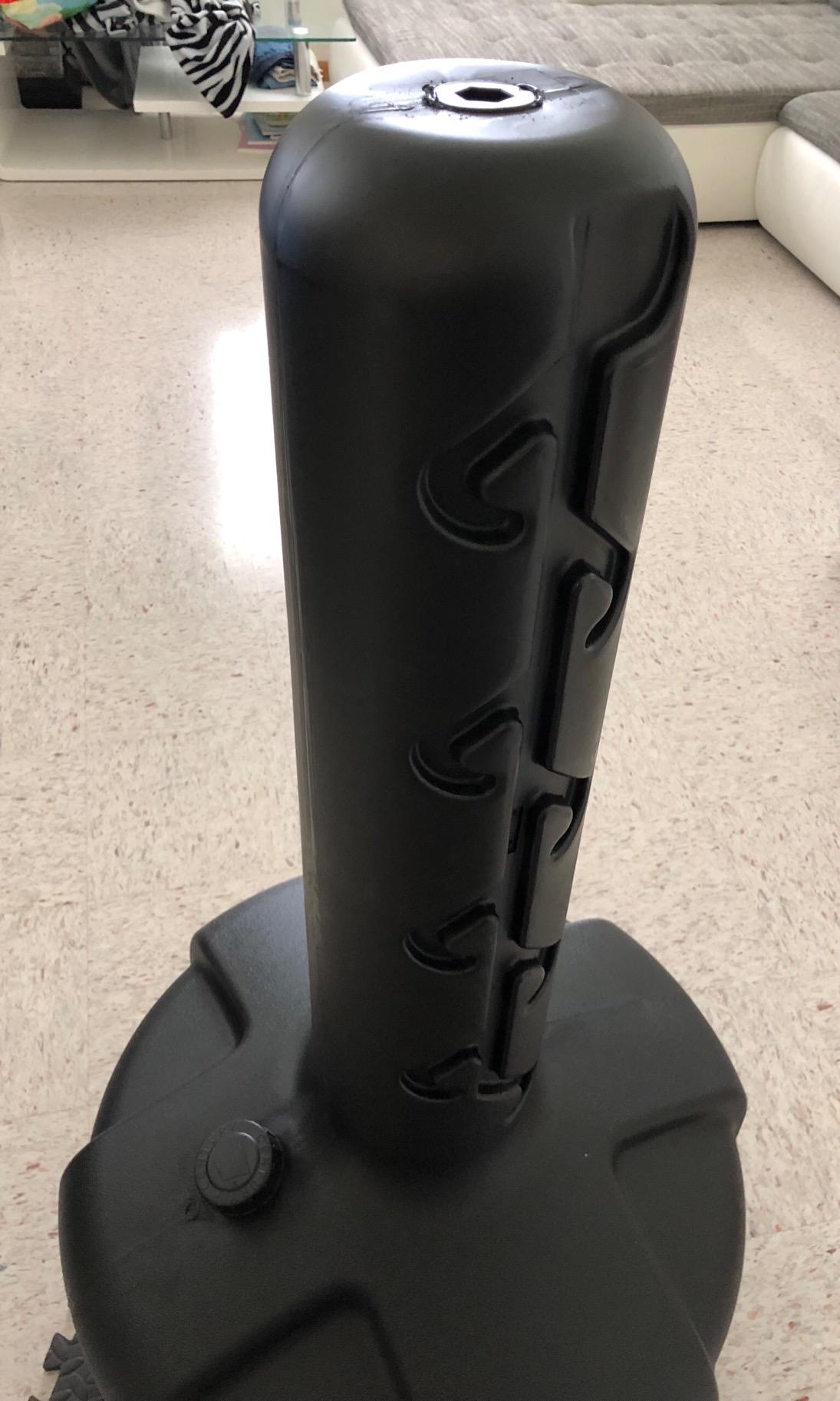 Century Original Wavemaster Freestanding Heavy Punching Bag customer photo 2