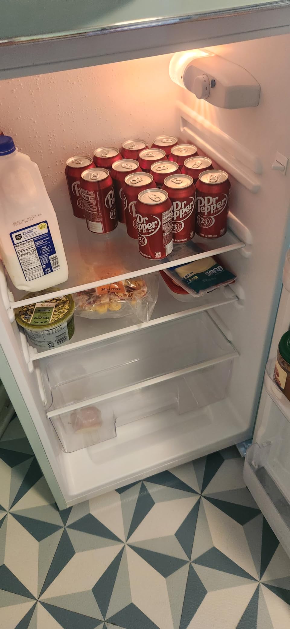 Frigidaire EFR753 Retro Apartment Size Refrigerator with Top Freezer - 2 Door Fridge with 7.5 Cu Ft of Storage Capacity, Adjustable Spill-Proof Shelves, Door & Crisper Bins, Mint customer photo 2