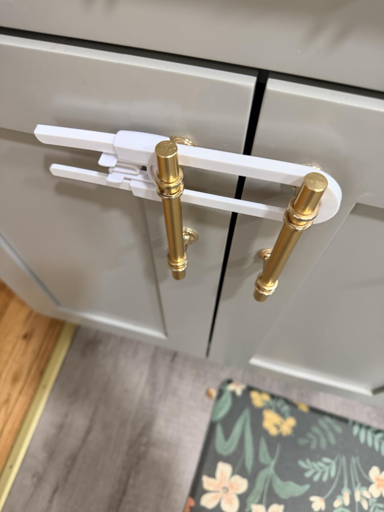 Vmaisi 8 Pcs Baby Sliding Cabinet Locks Adjustable U Shaped Child Safety | for Cabinets with Handles or Knobs, Childproof Latches for Kitchen Bathroom Storage Cupboards customer photo 1
