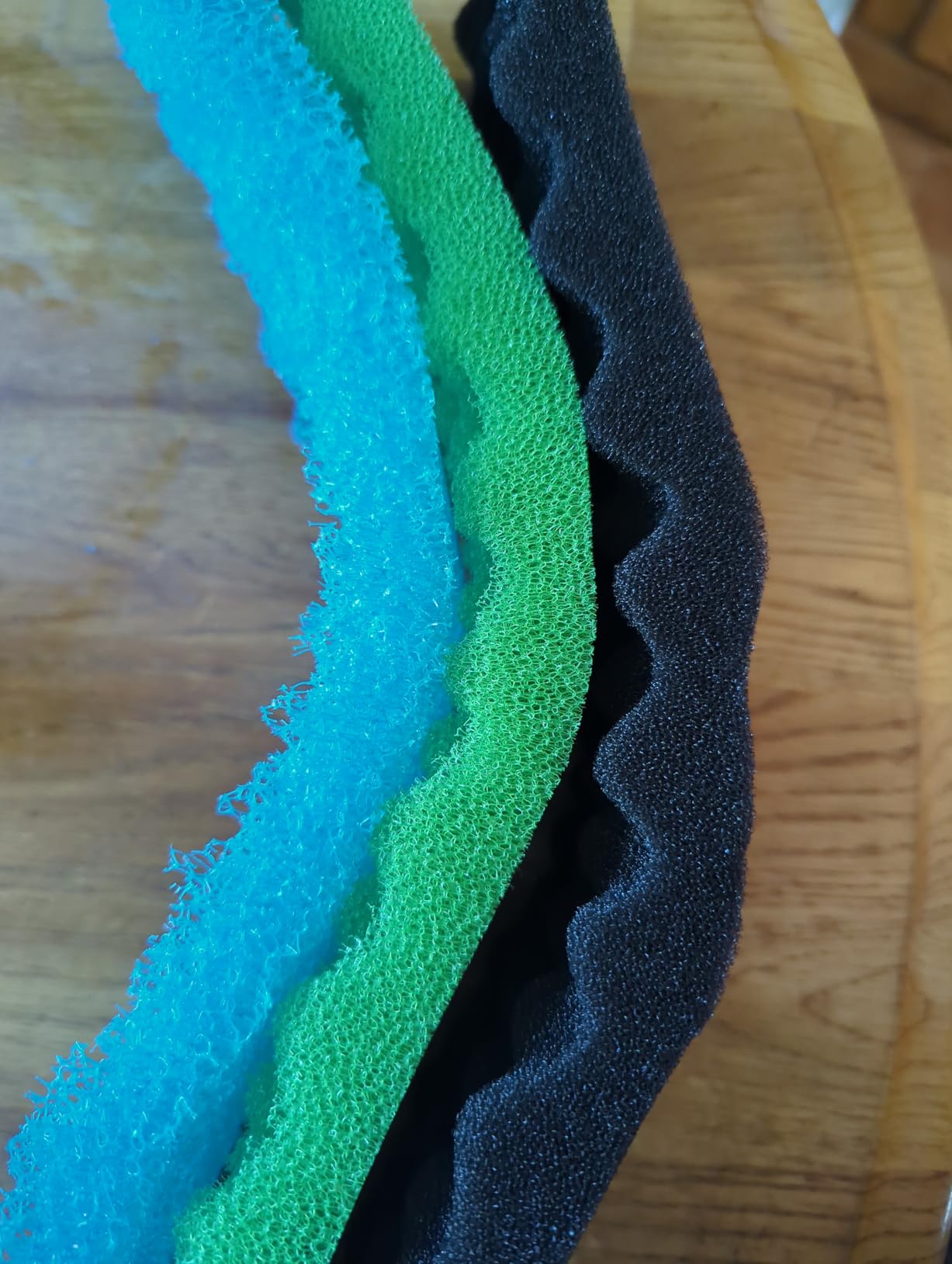 AQUANEAT Aquarium Bio Sponge Foam Filter Media Pad Cut-to-fit for Fish Tank Sump Pond 17