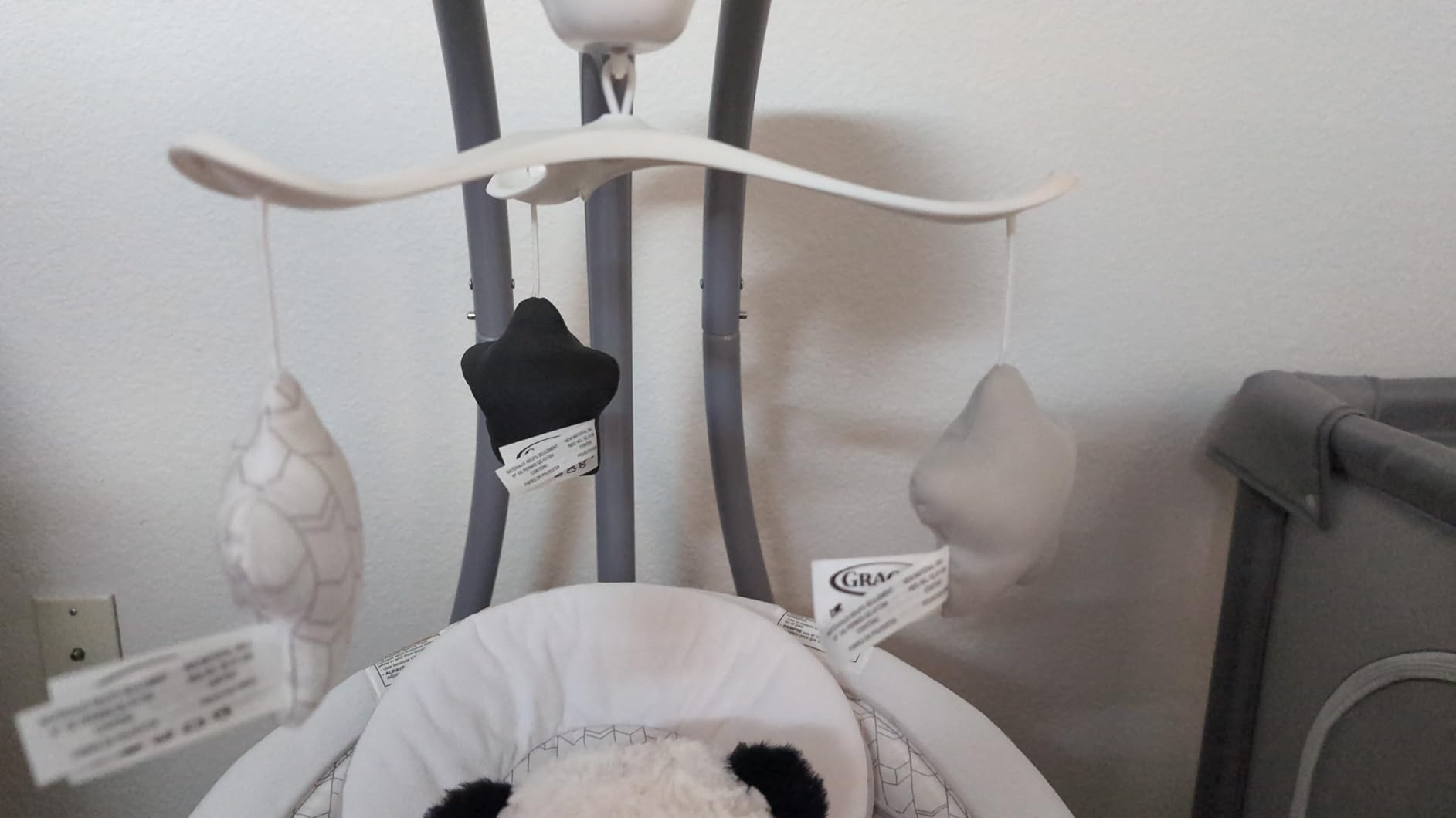 Graco DuetConnect LX Portable Baby Swing and Bouncer, Multi-Direction Baby Bouncer Seat, Multiple Swing Speeds, Great Gift for New Parents, Redmond customer photo 1