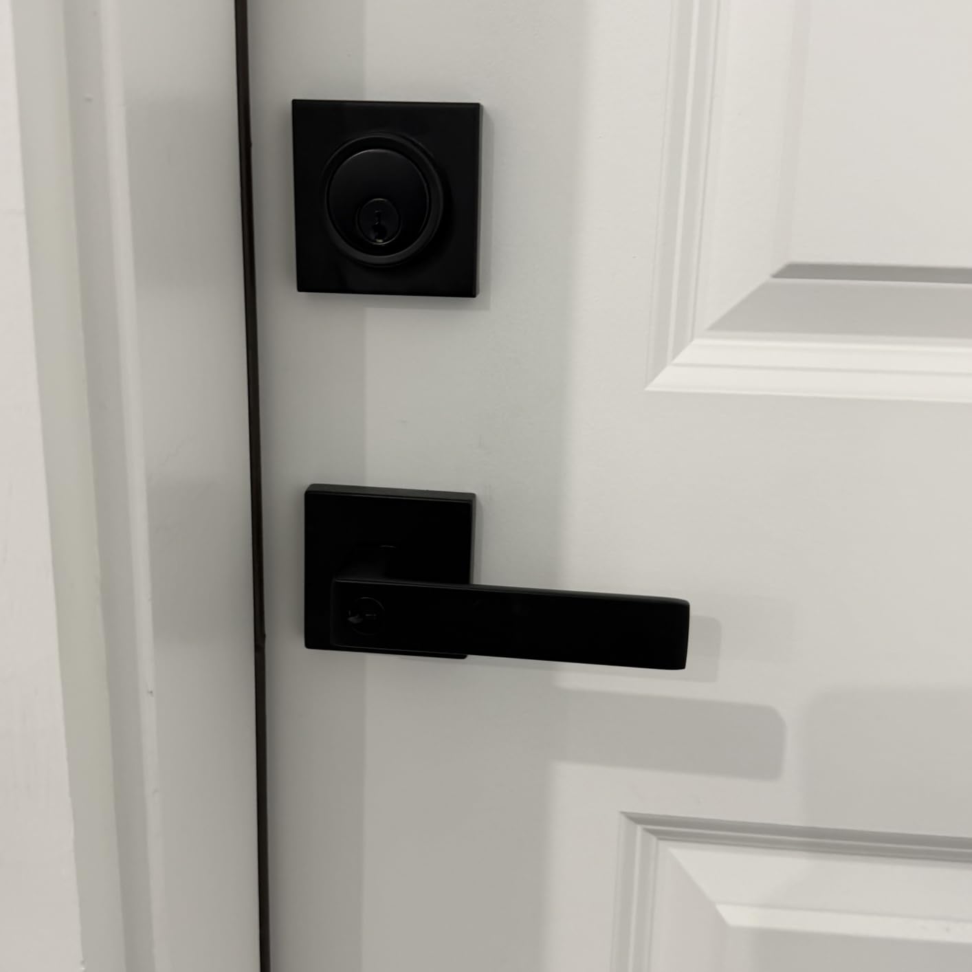 Front Door Lock Set with Deadbolt, Door Handle with Lock Keyed Alike, Heavy Duty Exterior Door Knob and Deadbolt Combo, Matte Black Door Lock for Front Door, Entry Door, 1 Pack customer photo 1