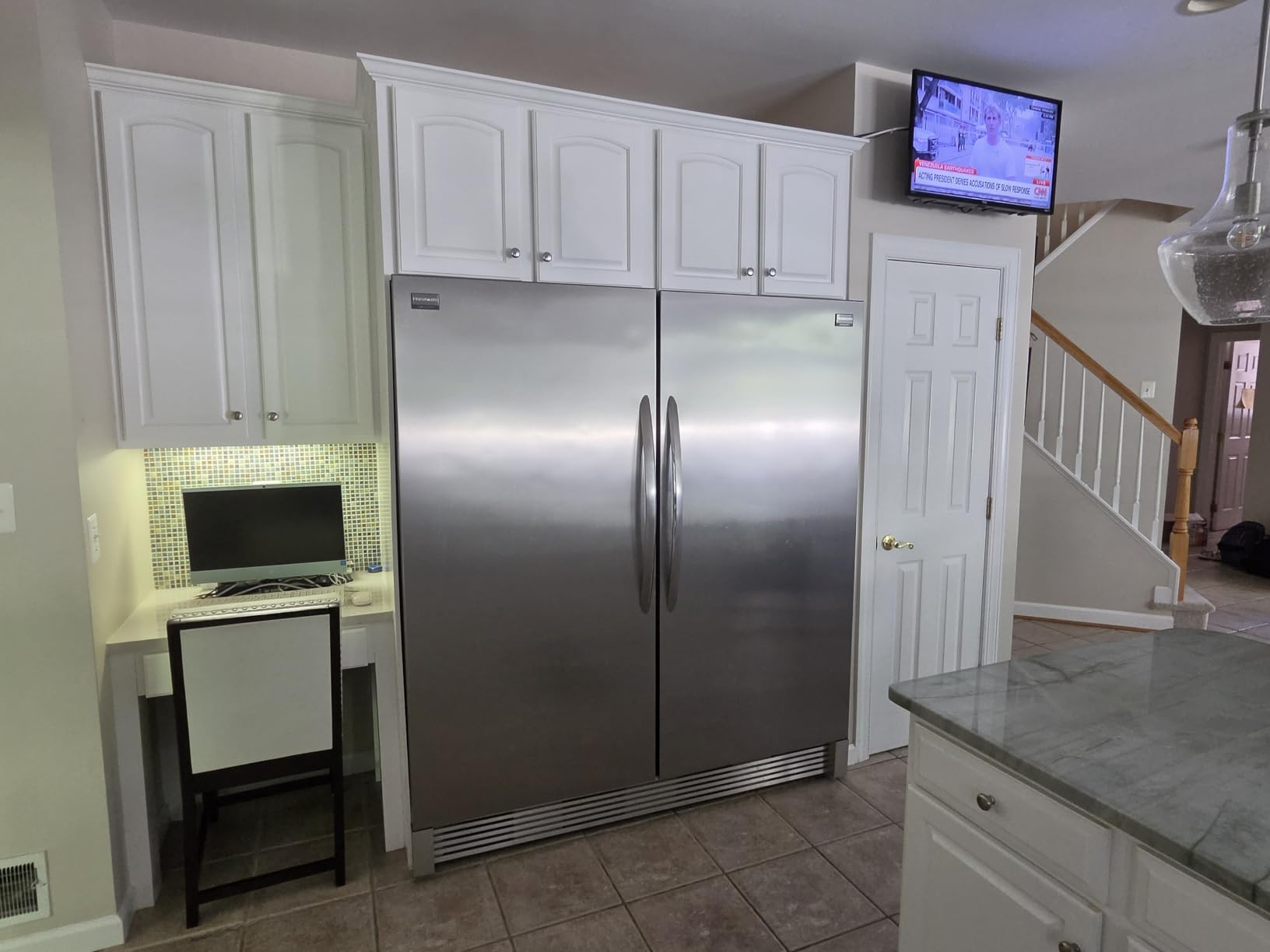 PROFESSIONAL Stainless Steel Refrigerator Freezer Combo & Trim FPRU19F8WF FPFU19F8WF TRMKTEZ2LV79 customer photo 1