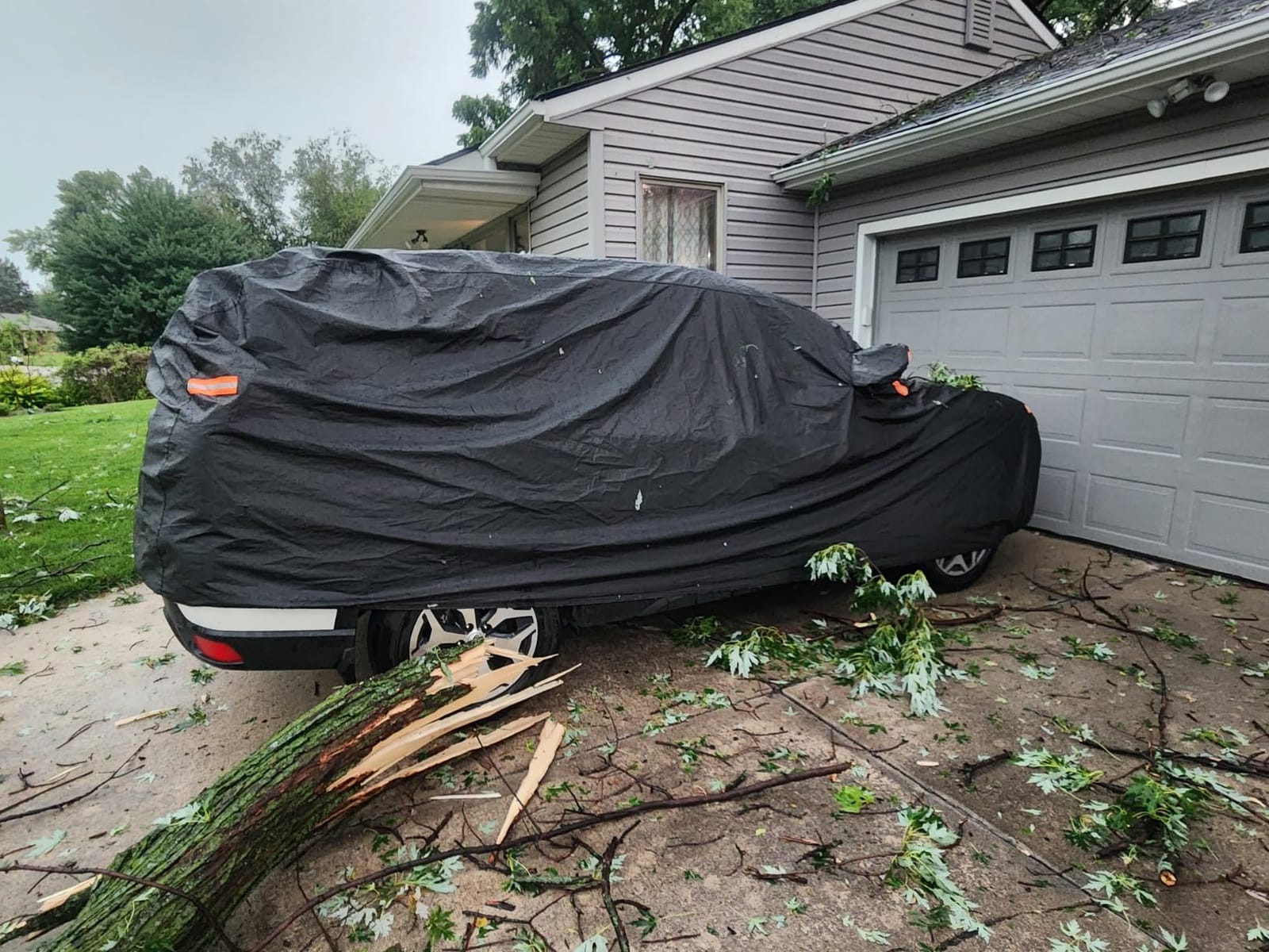 Kayme Sedan Car Cover Waterproof All Weather - Size A4 - Accurate Fit, Heavy Duty for Automobiles, Outdoor Sun Rain Snow UV Protection - Soft Cotton, Driver Door Zipper, Storage Bag customer photo 2