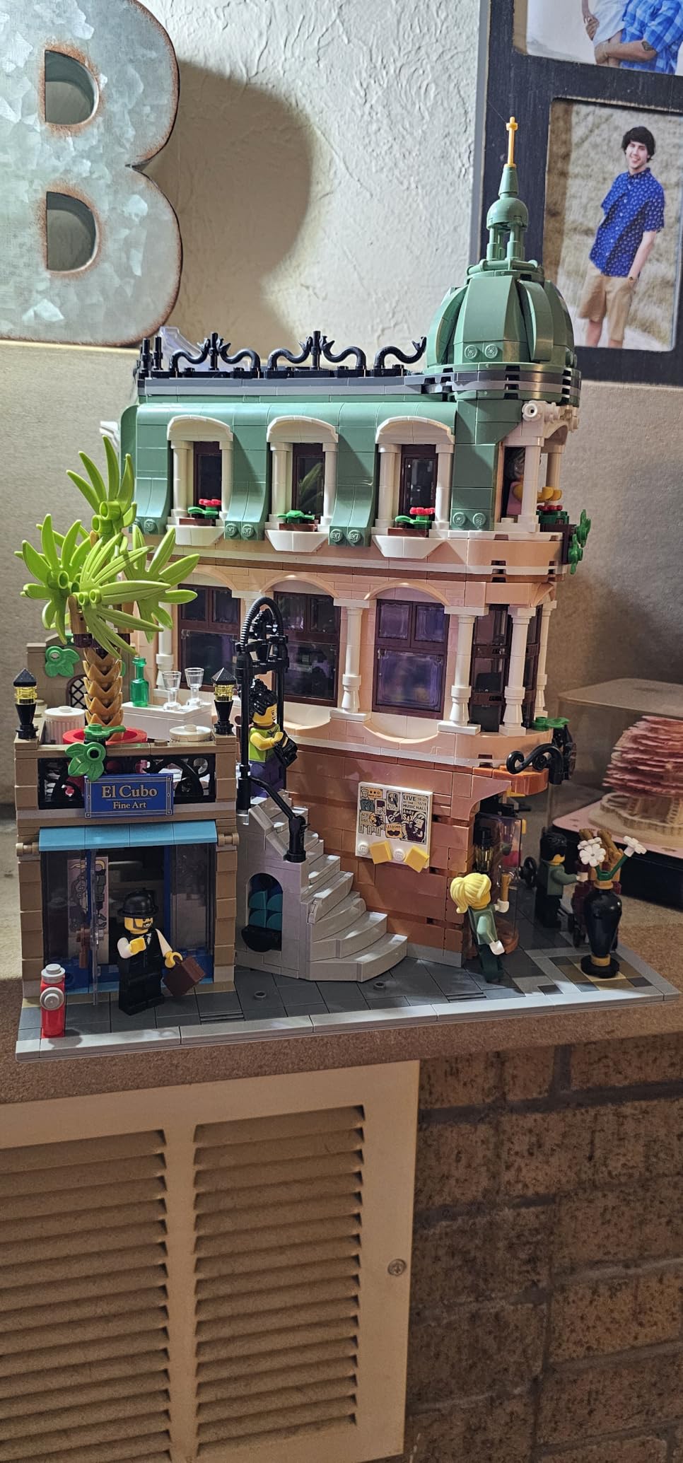 LEGO Icons Boutique Hotel Model Kits - Bedroom or Office Decor for Men & Women, Ages 18+ - Building Blocks for Adults for Display - Gift Idea - 10297 customer photo 2