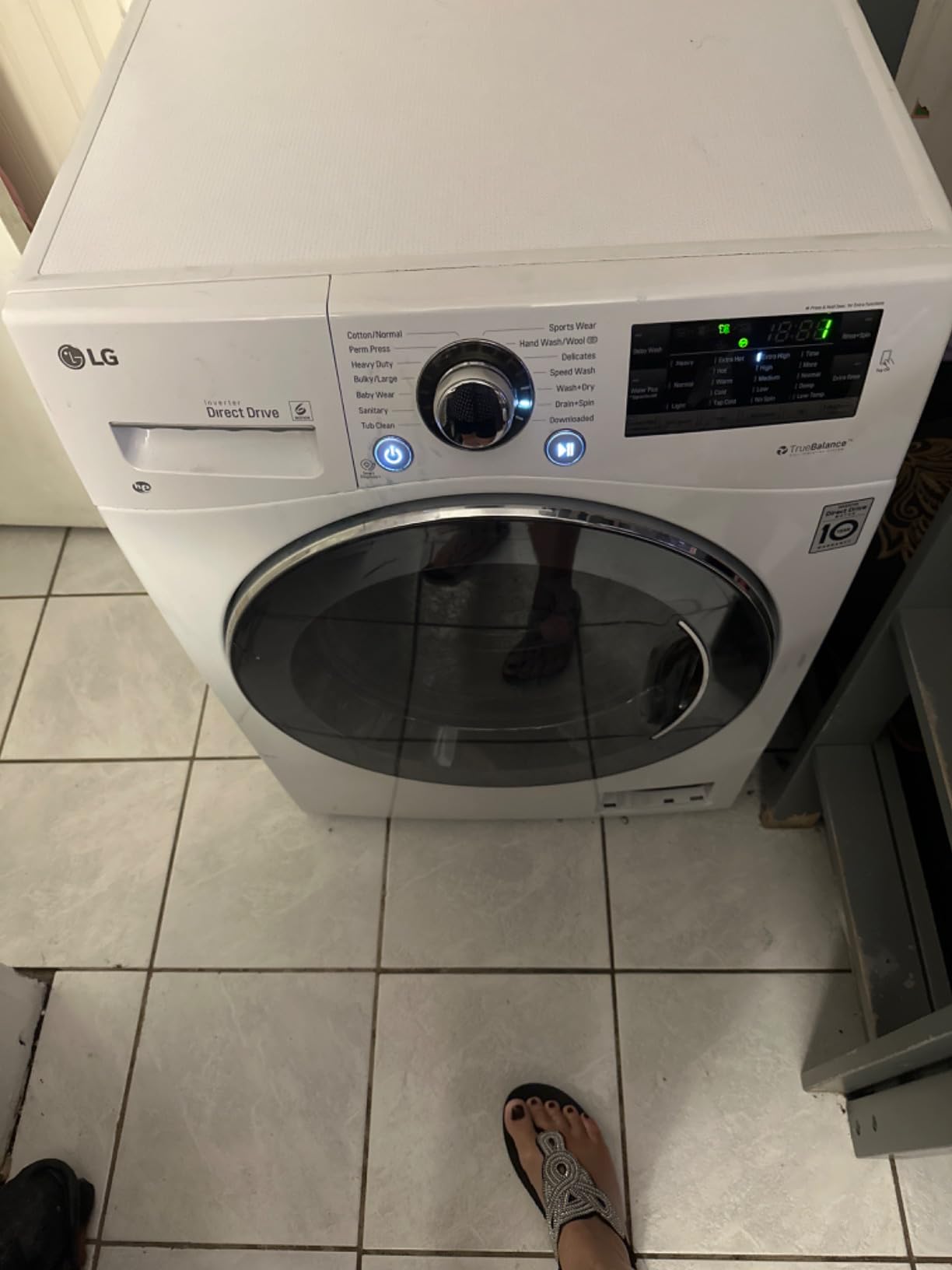 LG WM3555HWA 24 Inch Smart All In One Washer/Dryer with 2.3 cu. ft. Capacity, Wi-Fi Enabled, 14 Wash Cycles, 1400 RPM, Ventless customer photo 2