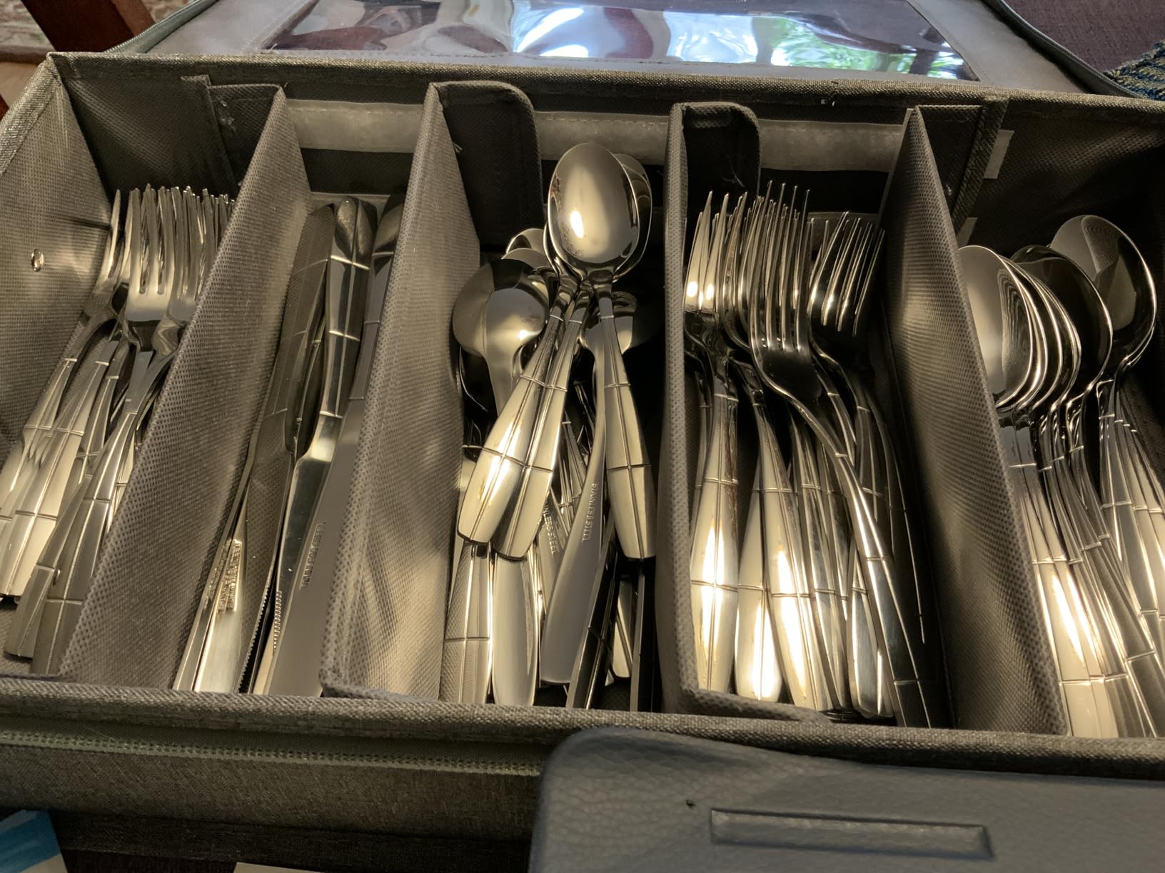 Silverware Storage Box Chest with Dividers, Flatware Utensil Storage Case, 5 Compartment Flatware Storage Box with Zipper Lid for Organizing Cutlery, Flatware, Knives, Large Capacity Gray customer photo 2