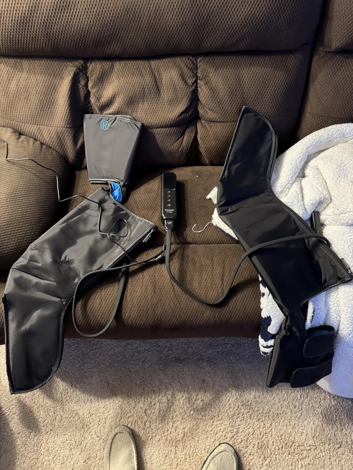 FIT KING Leg Compression Massager with Heat for Circulation and Pain Relief | FSA-HSA, Full Leg & Foot Massage for Swwelling Edema RLS, Pressure Sensor, LCD Display customer photo 1