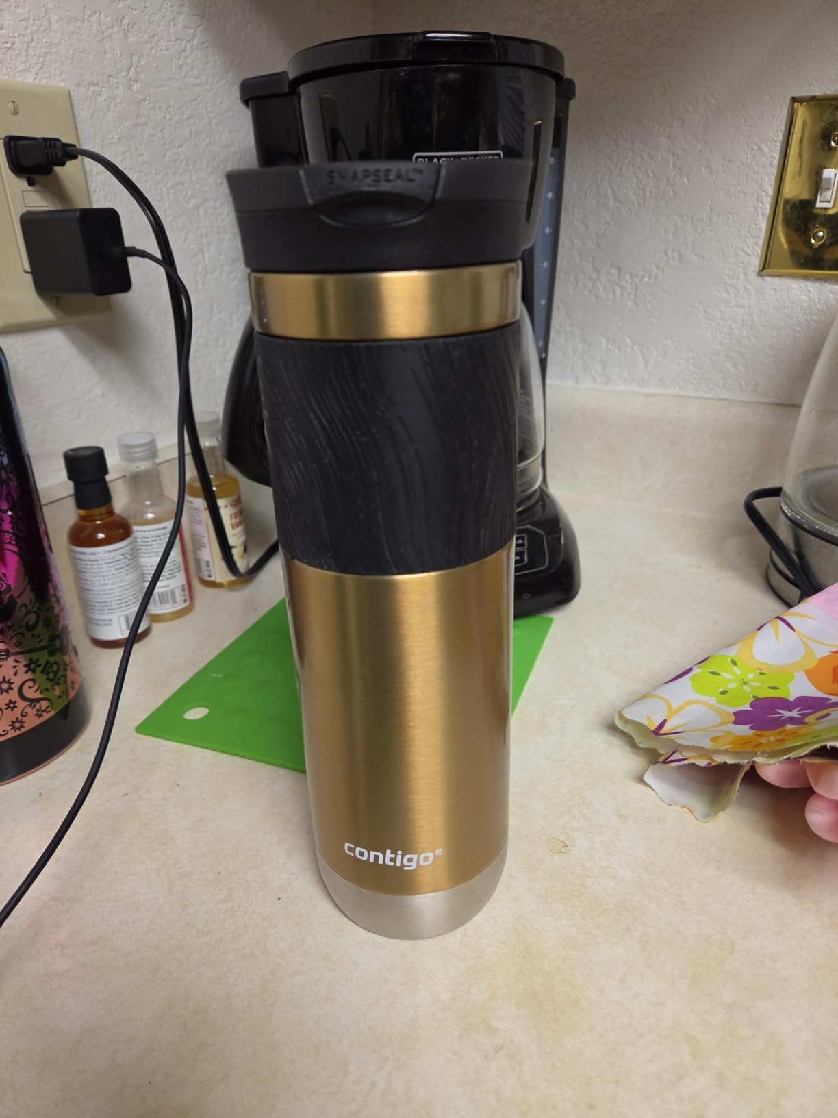 Contigo Byron Vacuum-Insulated Stainless Steel Travel Mug, 20oz - Leak-Proof Lid, BPA-Free, Blue Corn customer photo 1