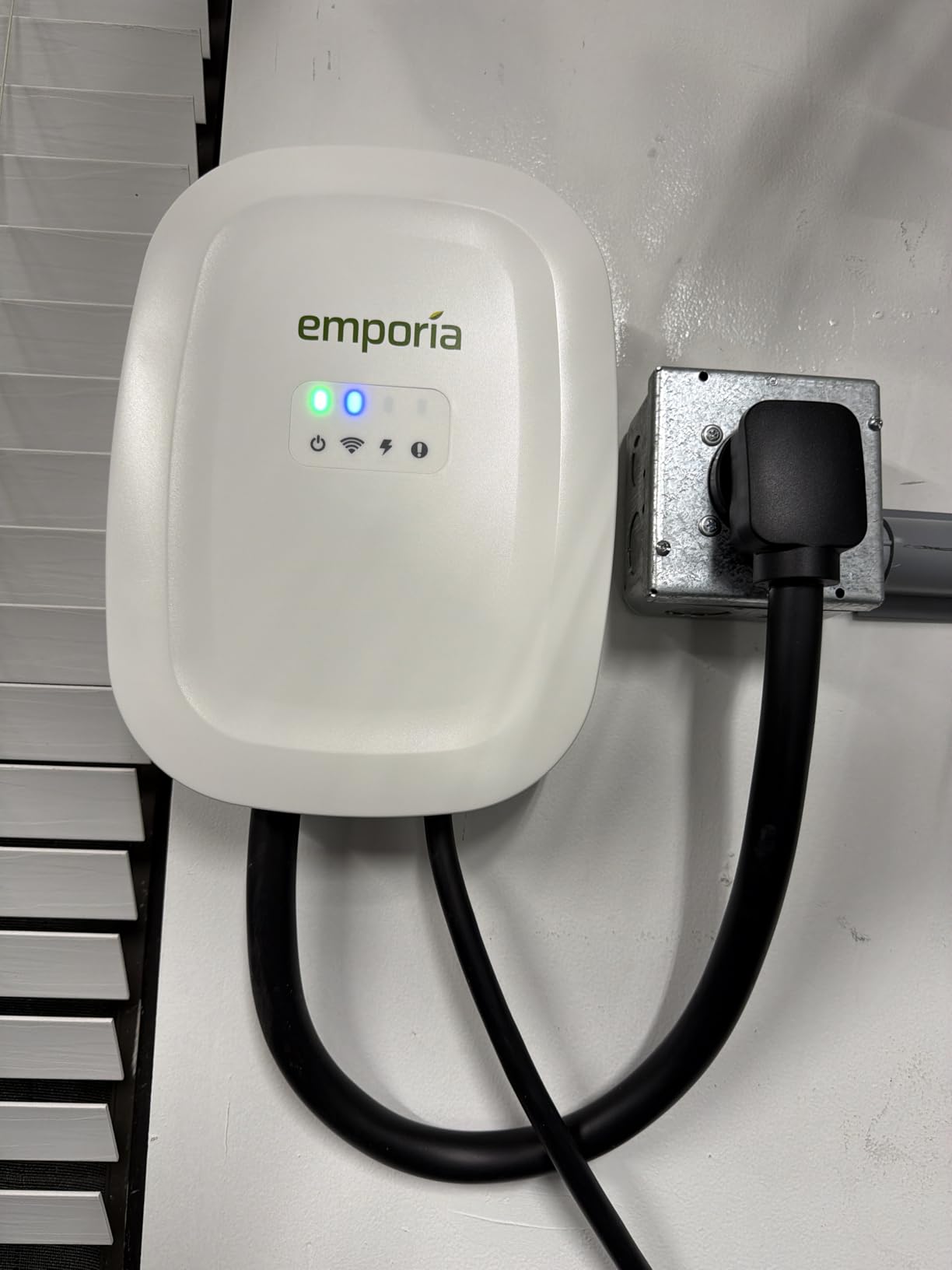 EMPORIA Level 2 EV Charger w/ J1772 Connector - 48 Amp, 240V WiFi Enabled Electric Vehicle Charging Station, 25ft Cable, NEMA 14-50, White customer photo 1