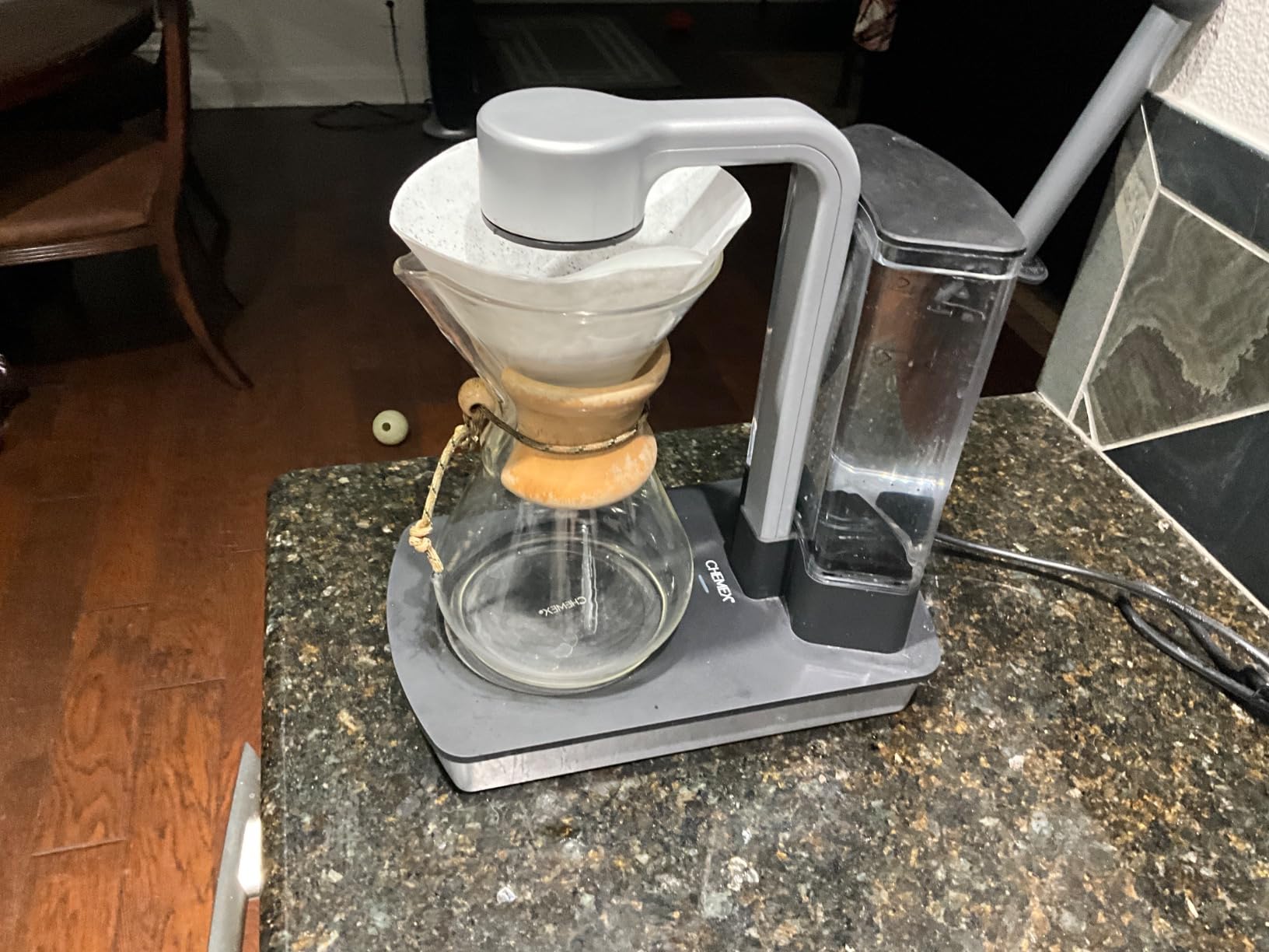 Chemex Ottomatic Automatic Coffee Maker Set, 40 oz, Includes 6 Cup Carafe customer photo 1