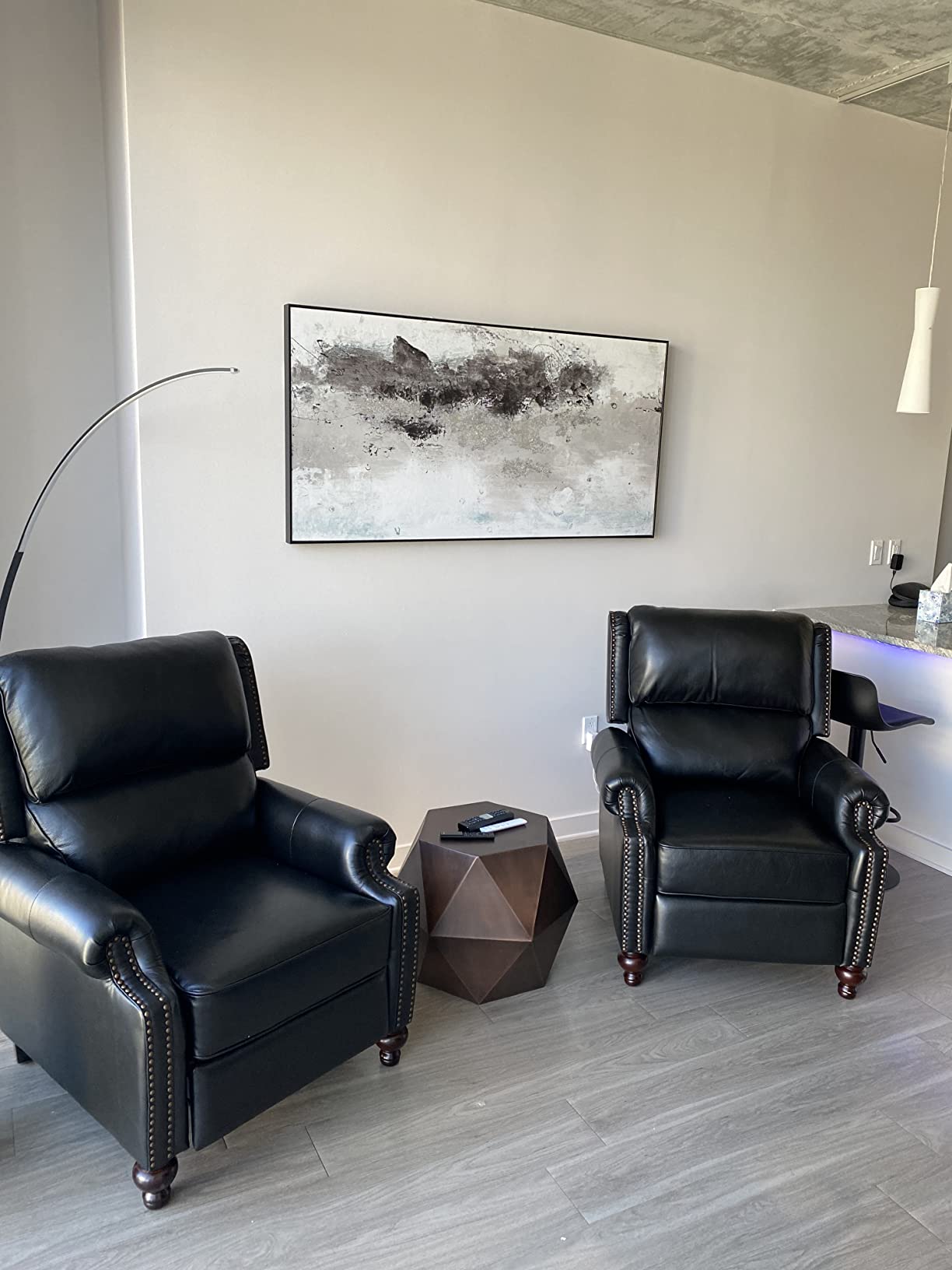 HULALA HOME Genuine Leather Recliner Chair, Brown Traditional Push Back Leather Recliner with Thick Cushioned Seat, Nailhead Trim customer photo 1