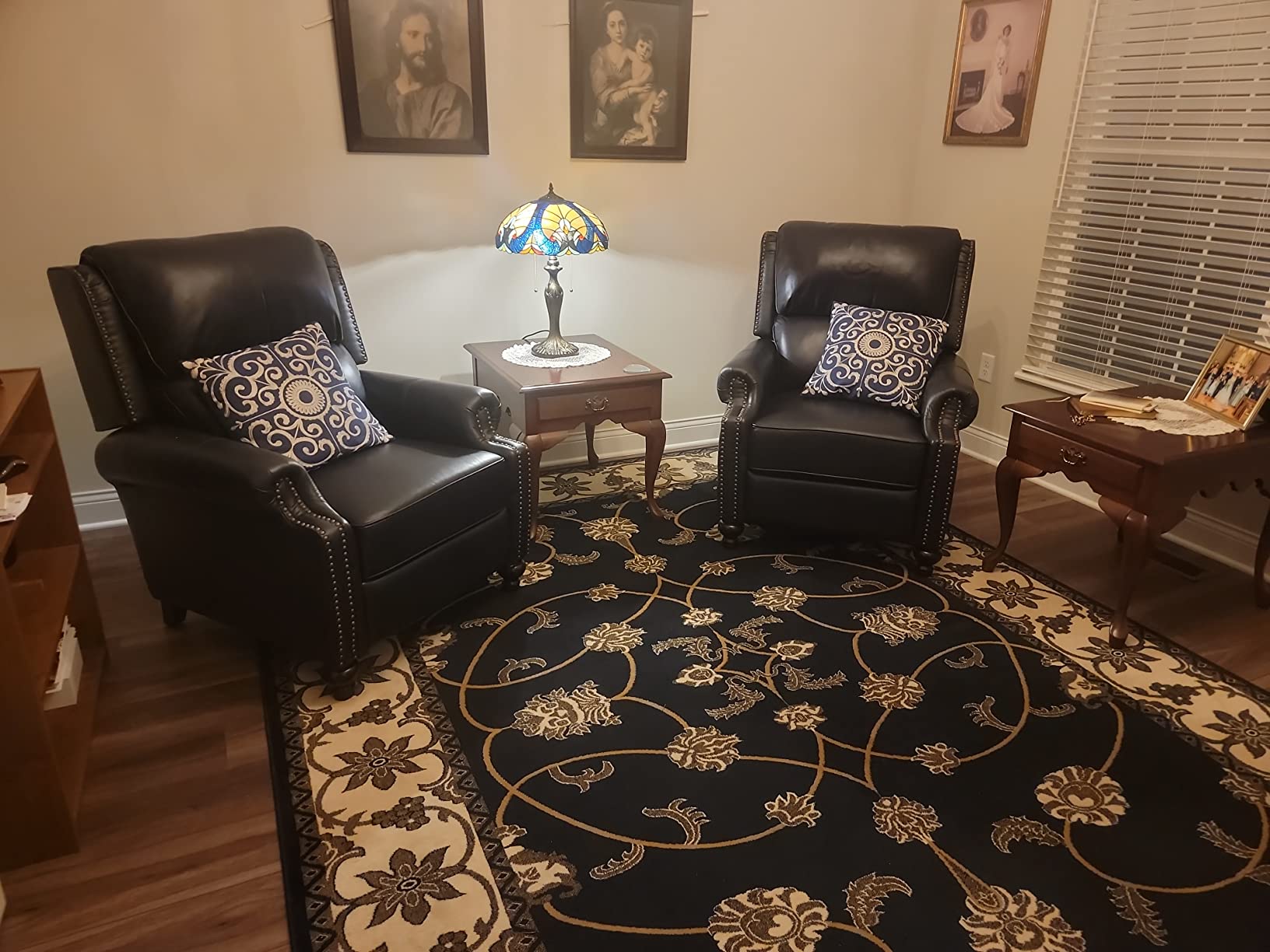 HULALA HOME Genuine Leather Recliner Chair, Brown Traditional Push Back Leather Recliner with Thick Cushioned Seat, Nailhead Trim customer photo 2