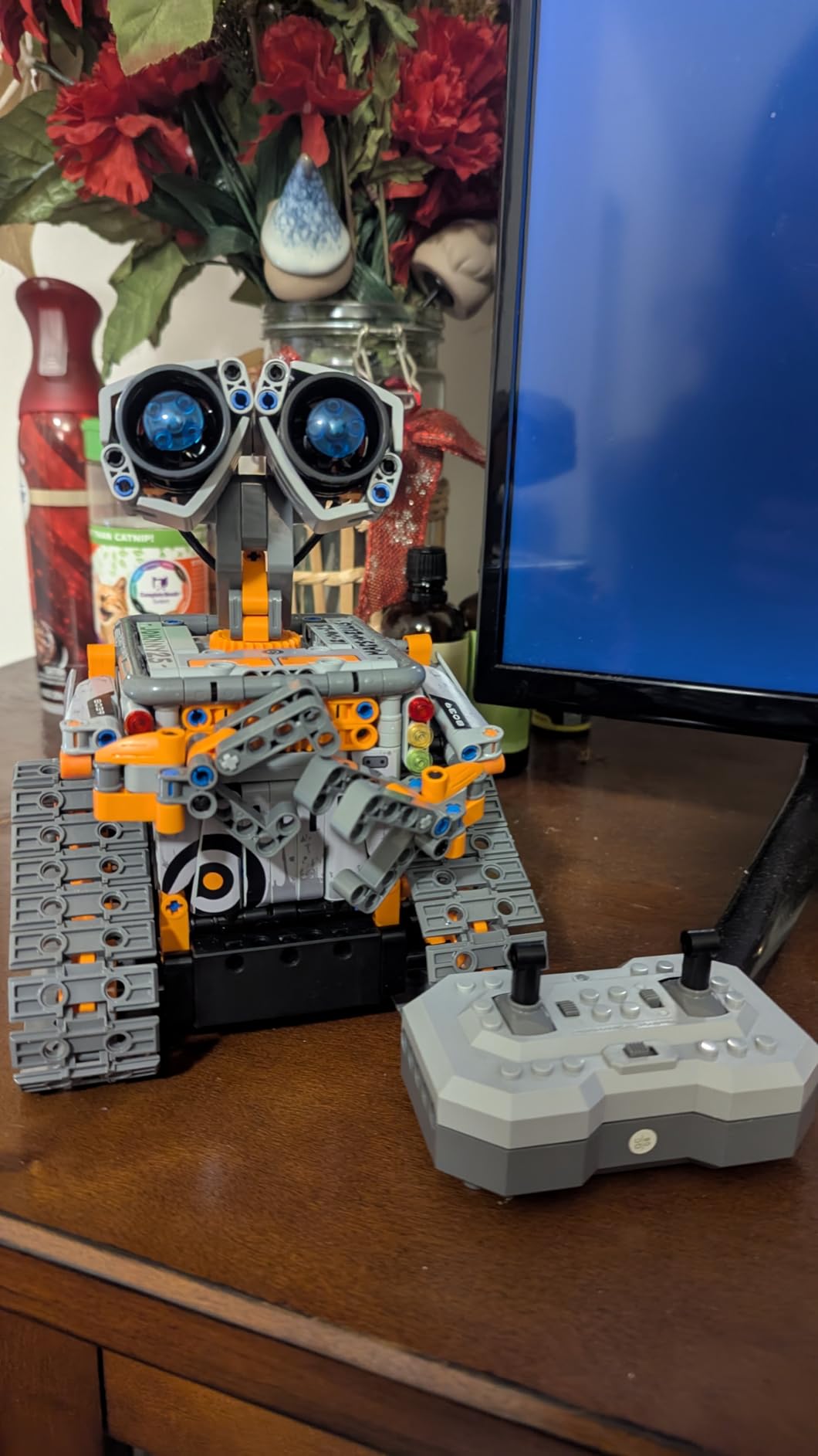 Sillbird STEM Robot Building Kit with Remote Control Gifts for Boys 8-13 | Coding Robotic Set, Educational Birthday Gifts, App-Controlled, Buildable 5in1 Models, Rechargeable Toys for Kids, 488 Pieces customer photo 1