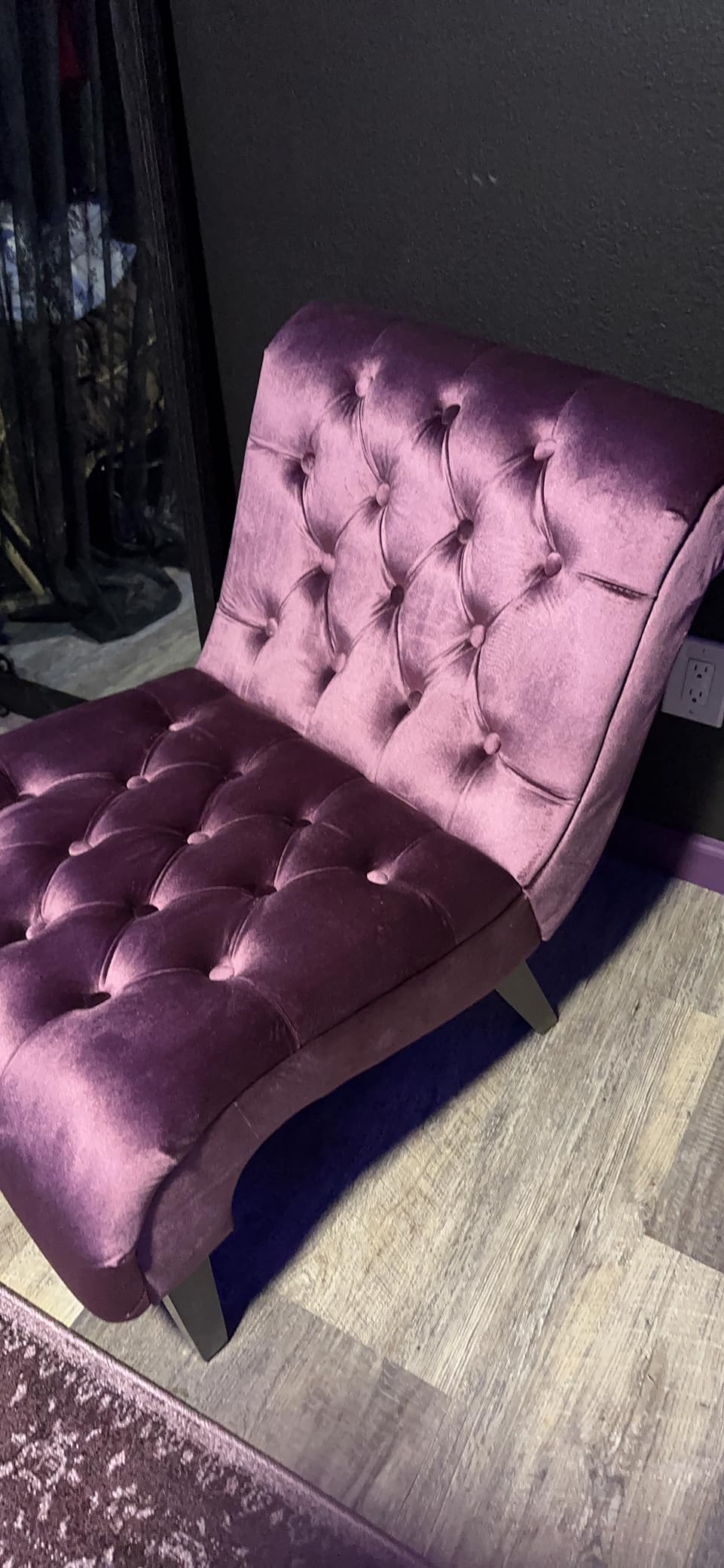 Comfy Velvet Accent Chair, Tufted Armless Side Chair with Rolled Edge | Modern Small Lounger for Living Room, Upholstered Reading Chaise Lounge with Solid Rubber Wood Legs, Teal customer photo 2