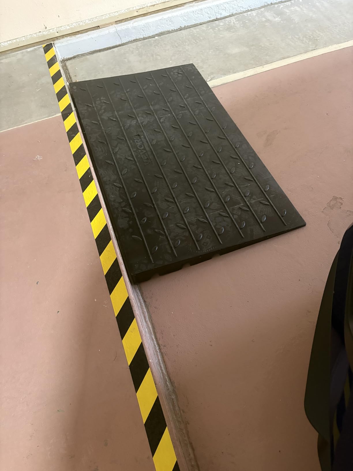 VEVOR 4