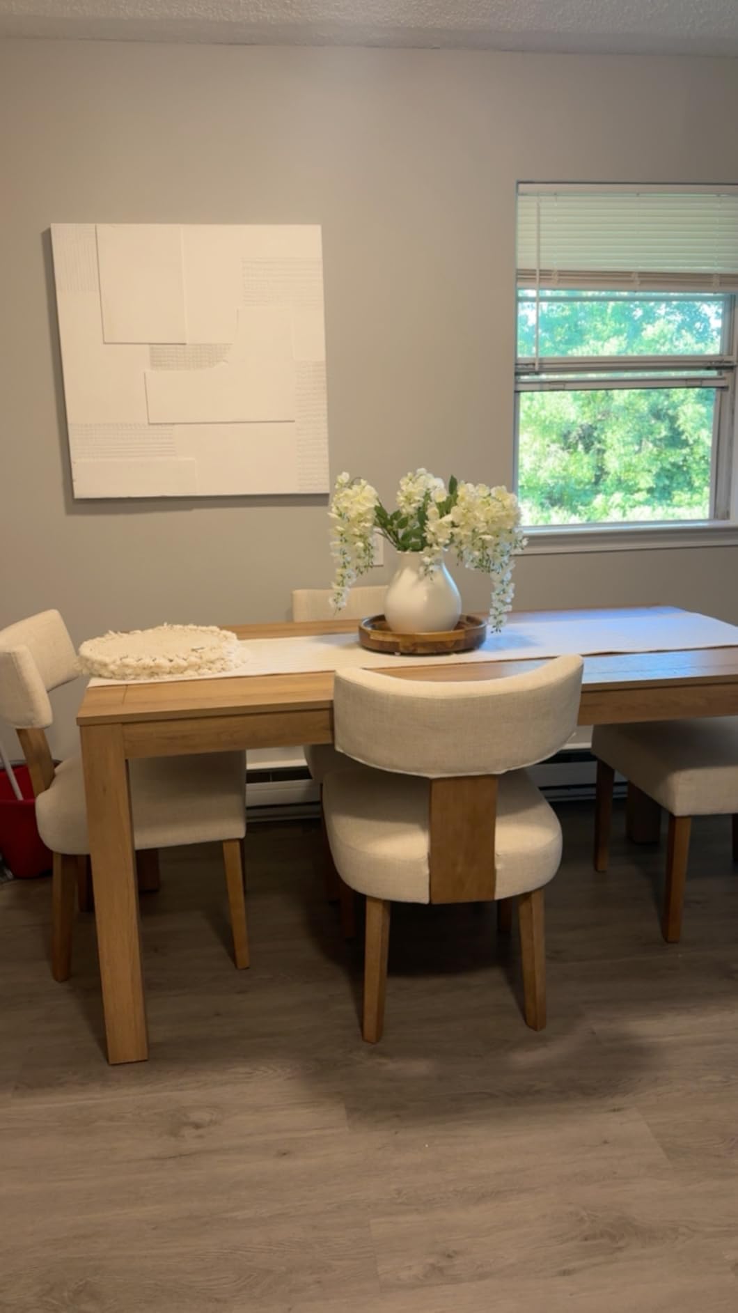 BESTANO Modern Dining Chairs Set of 2, Comfy Upholstered Side Chairs with Wood Legs, Linen Fabric Dining Chairs with Curved Wingback for Living Room Bedroom, Beige customer photo 1