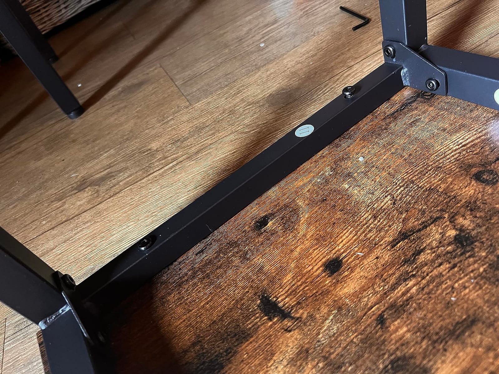 HOOBRO Bar Table and Chairs Set, 39.4