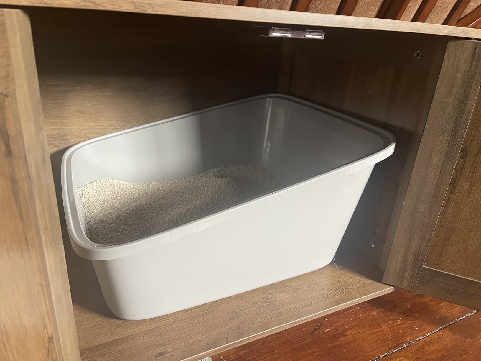 Homhedy Cat Litter Box Enclosure, Wooden Cat Washroom Furniture with Barn Door customer photo 1