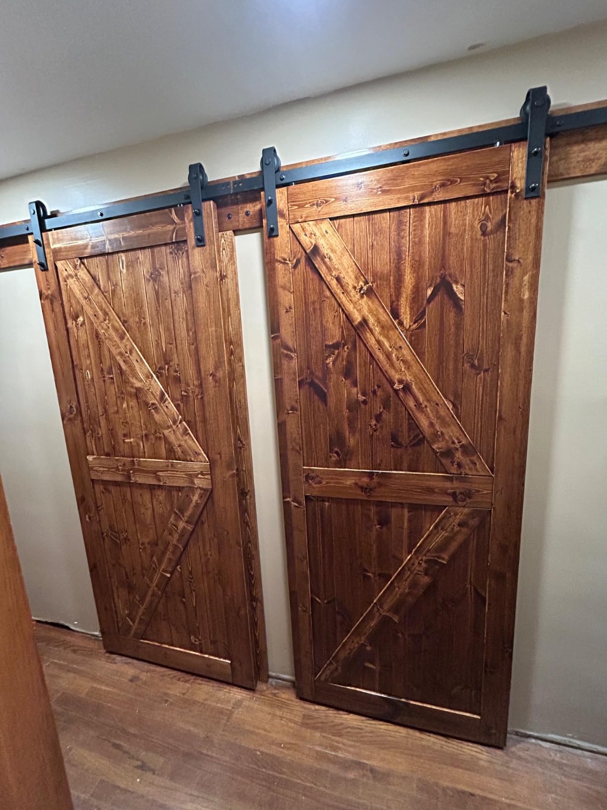 S&Z TOPHAND 36in x 84in Barn Door, 20-60 in Unfinished British Brace Barn Door/Modern Style/Solid Wood/Simple Assembly is Required customer photo 1