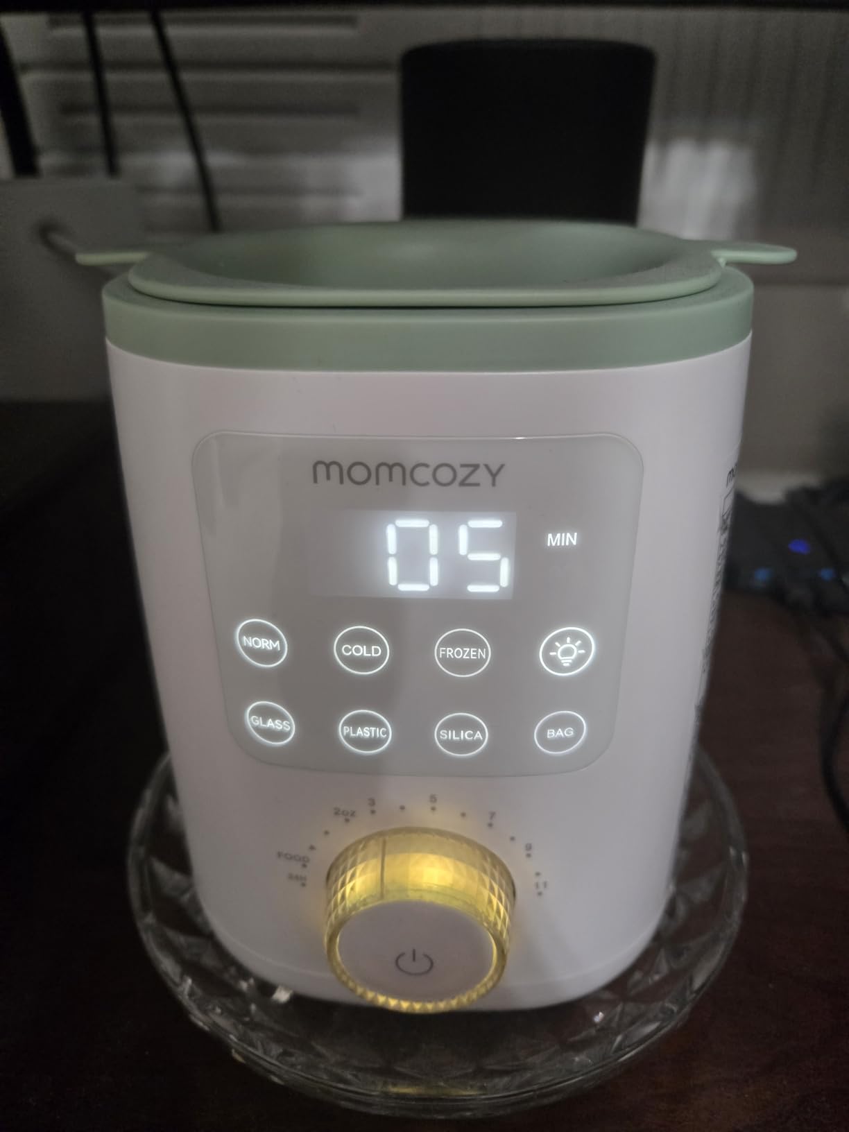 Momcozy Baby Bottle Warmer for Breast Milk, Fullest Nutrients Preserved | Fast & Even Heat, Night Light for Nighttime Breastfeeding, One-Touch Easy Use, Newborn Essentials Supplies Gift for Mom customer photo 1