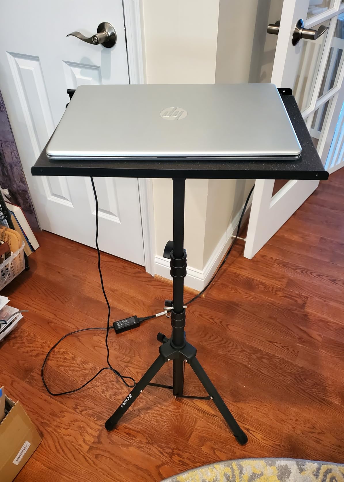 CAHAYA Projector Stand Tripod Adjustable Height Portable Laptop Rack Tray | 26-51.5