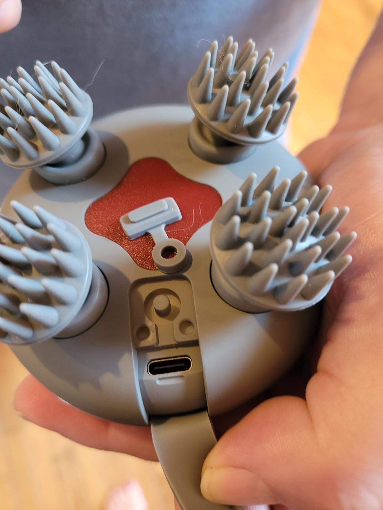 Electric Scalp Massager for Stress Relief, Anti-Tangle 360° Deep Kneading, IPX7 Waterproof for Wet & Dry Use, USB-C Rechargeable, 3 Modes, 15-Min Auto-Off, 2 Claw Sets for Massage & Cleansing customer photo 1