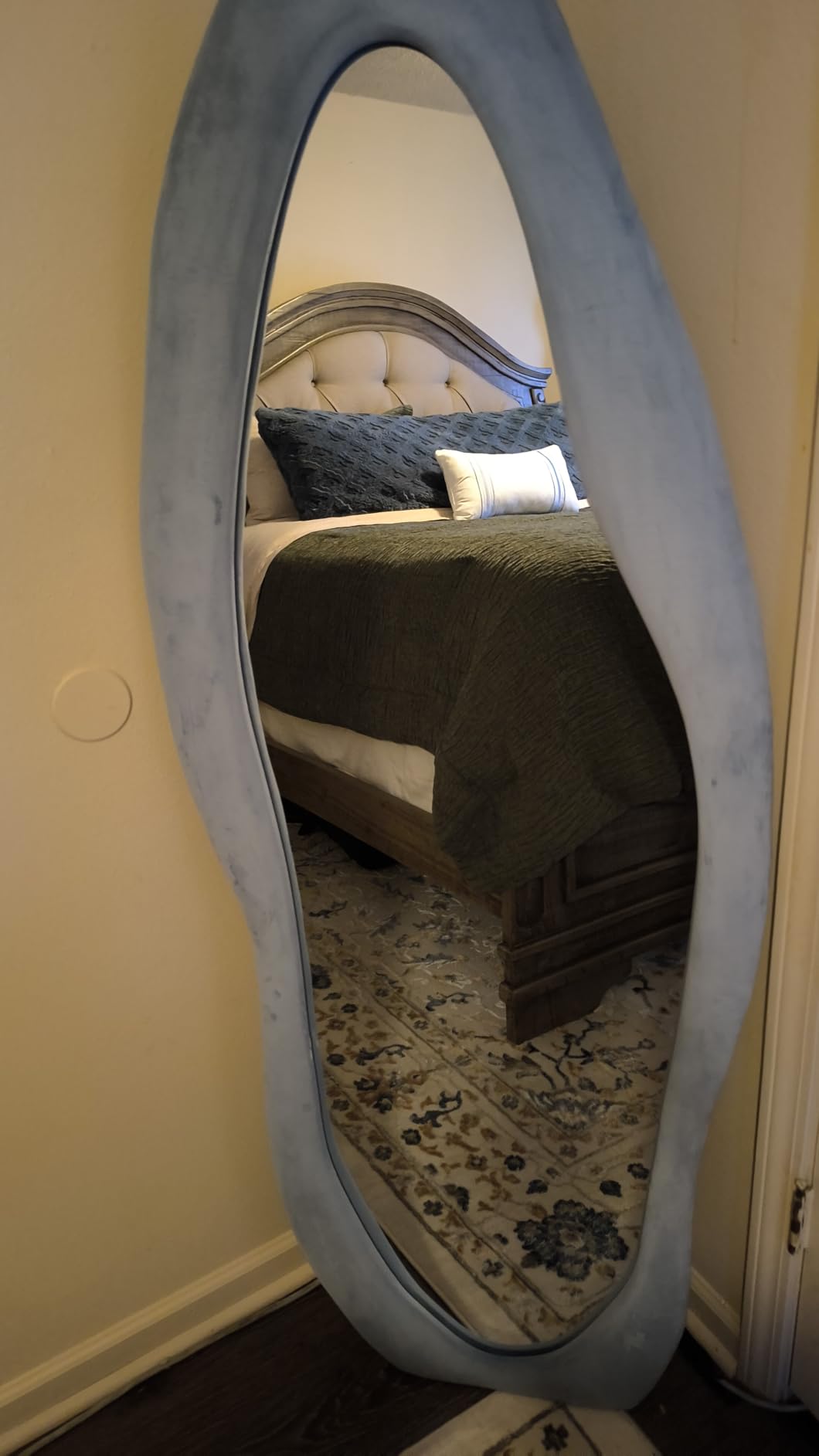 Honyee Full Length Mirror, 63