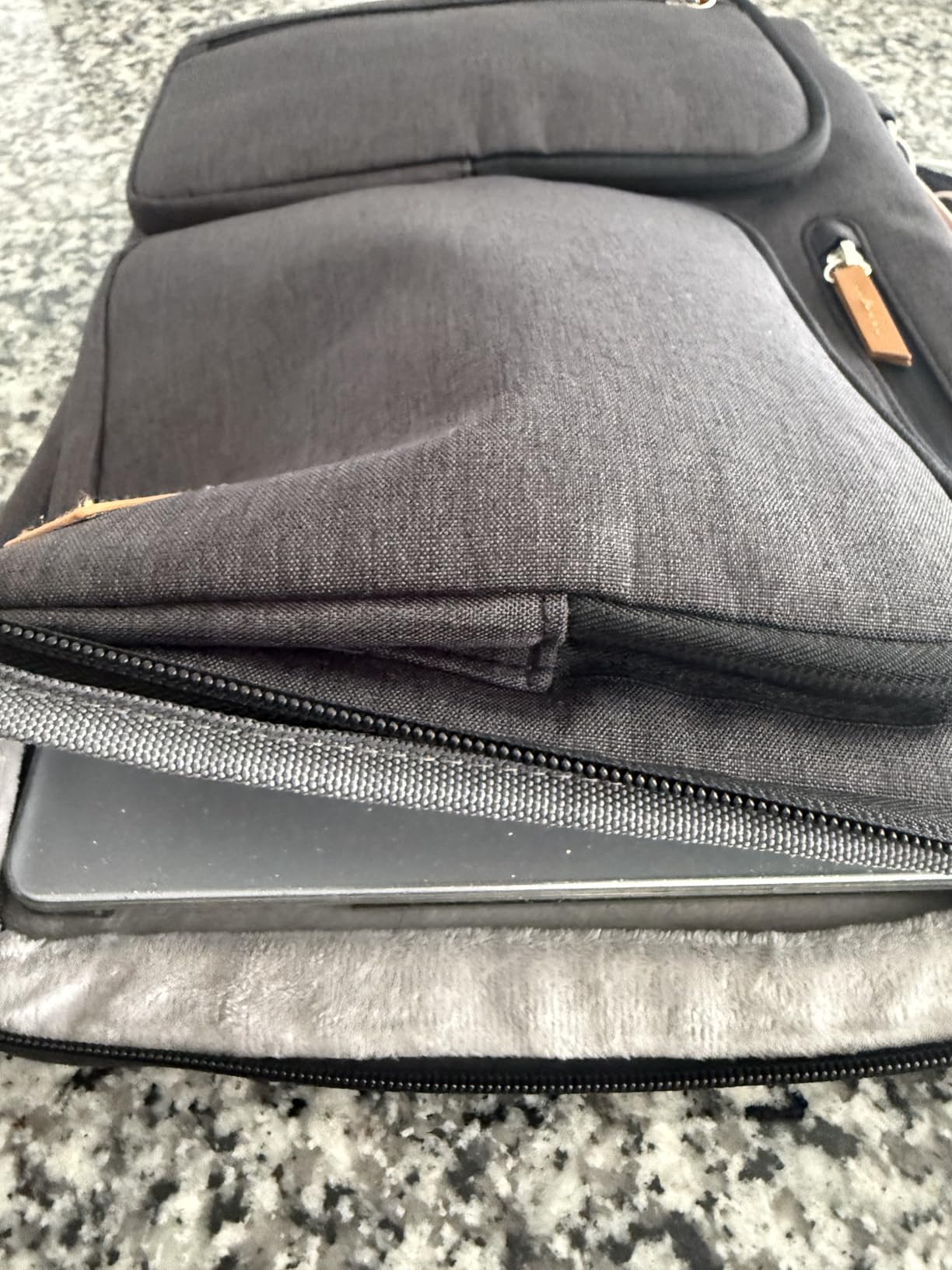 MOSISO 360 Protective Laptop Shoulder Bag, 15-15.6 inch Computer Bags Compatible with MacBook Pro 16 inch, HP, Dell, Lenovo, Asus Notebook, Side Open Messenger Bag with 4 Zipper Pockets, Black customer photo 2