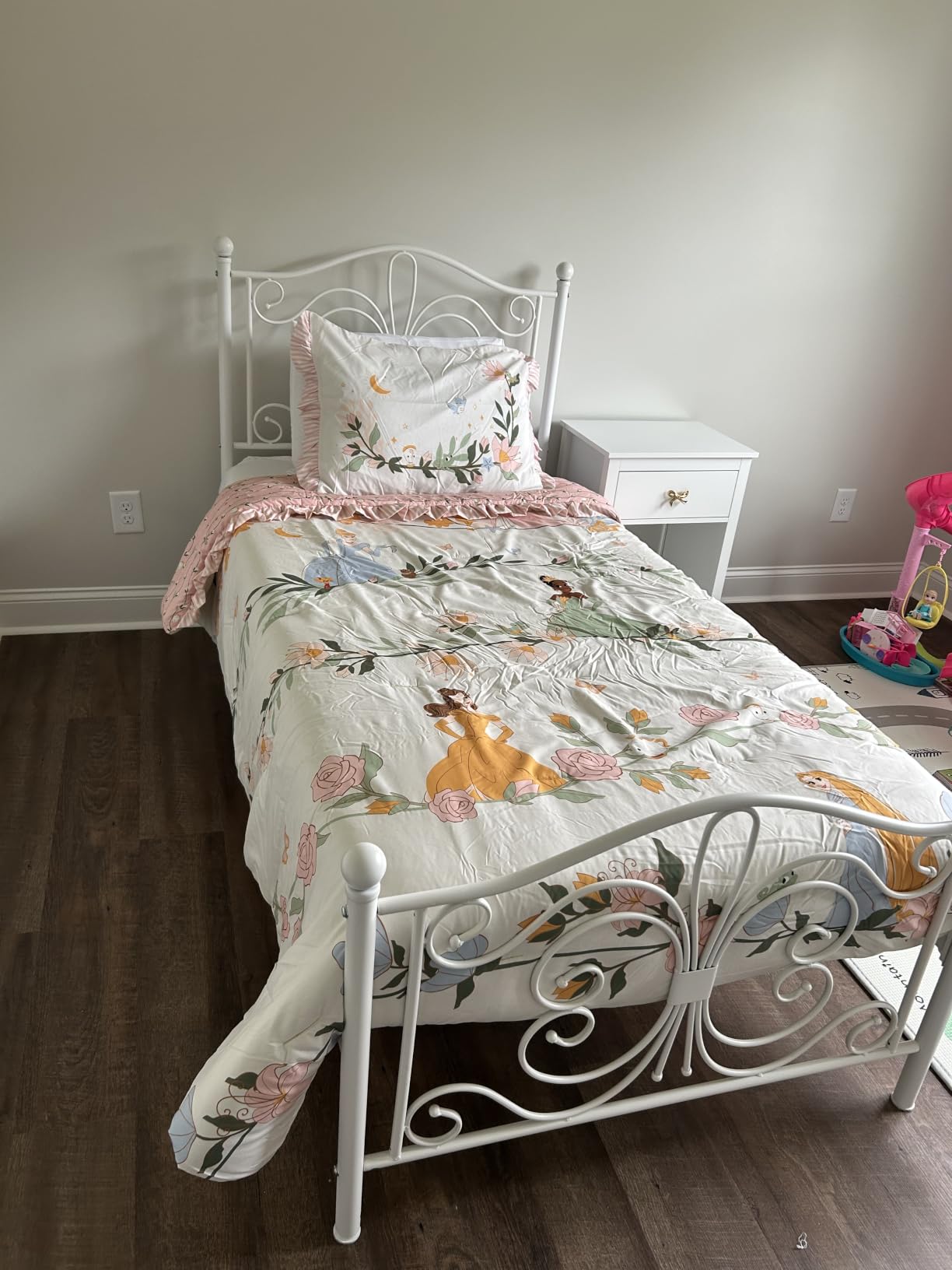 SHA CERLIN Twin Size Metal Bed Frame with Butterfly Headboard, White customer photo 1