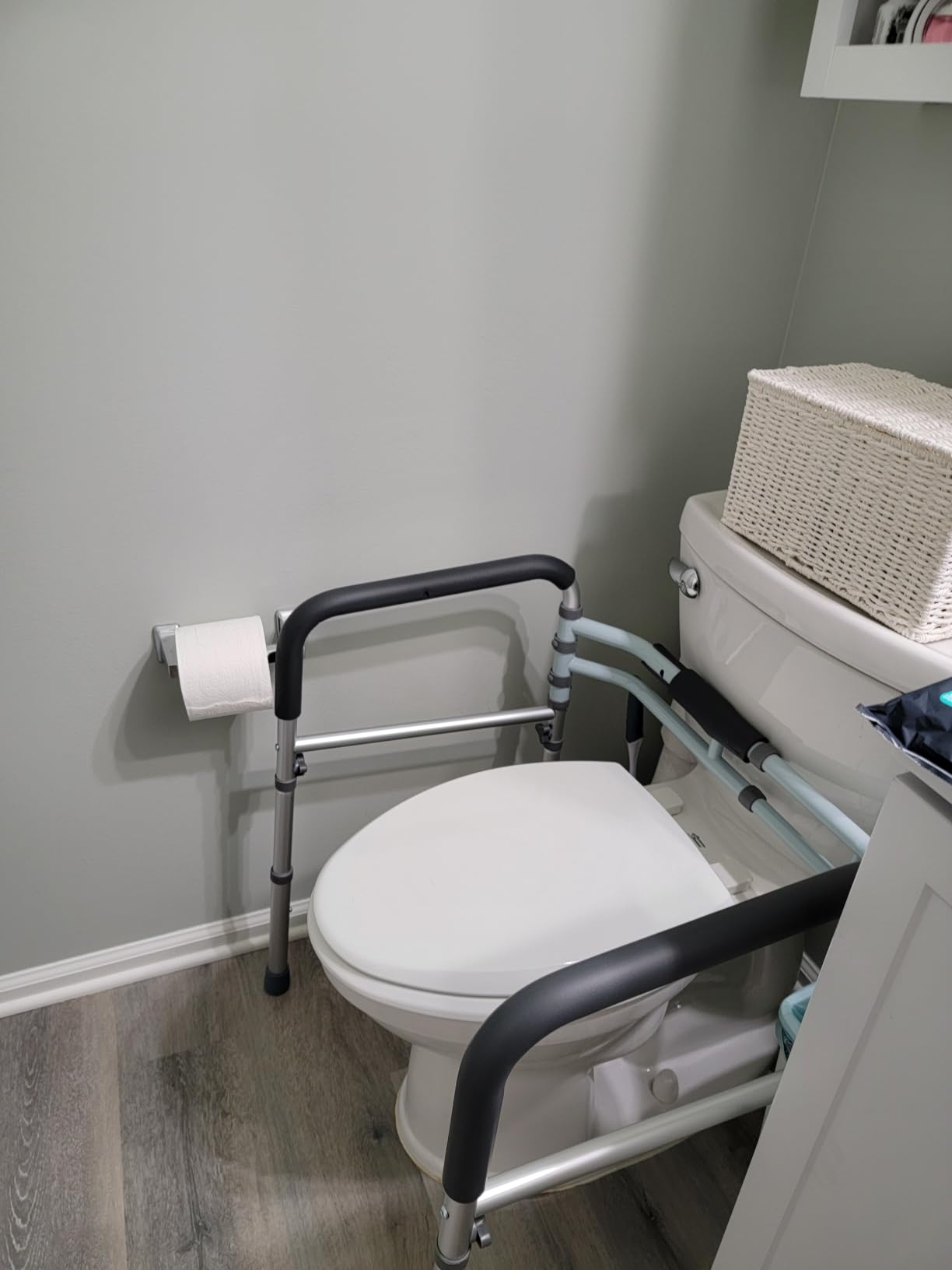 Lianjindun Toilet Safety Rails (350 lb), Adjustable Toilet Frame for Elderly, Seniors, Handicap & Disabled, Foldable Handicap Toilet Handles Fit Any Toilets (Gray) customer photo 1