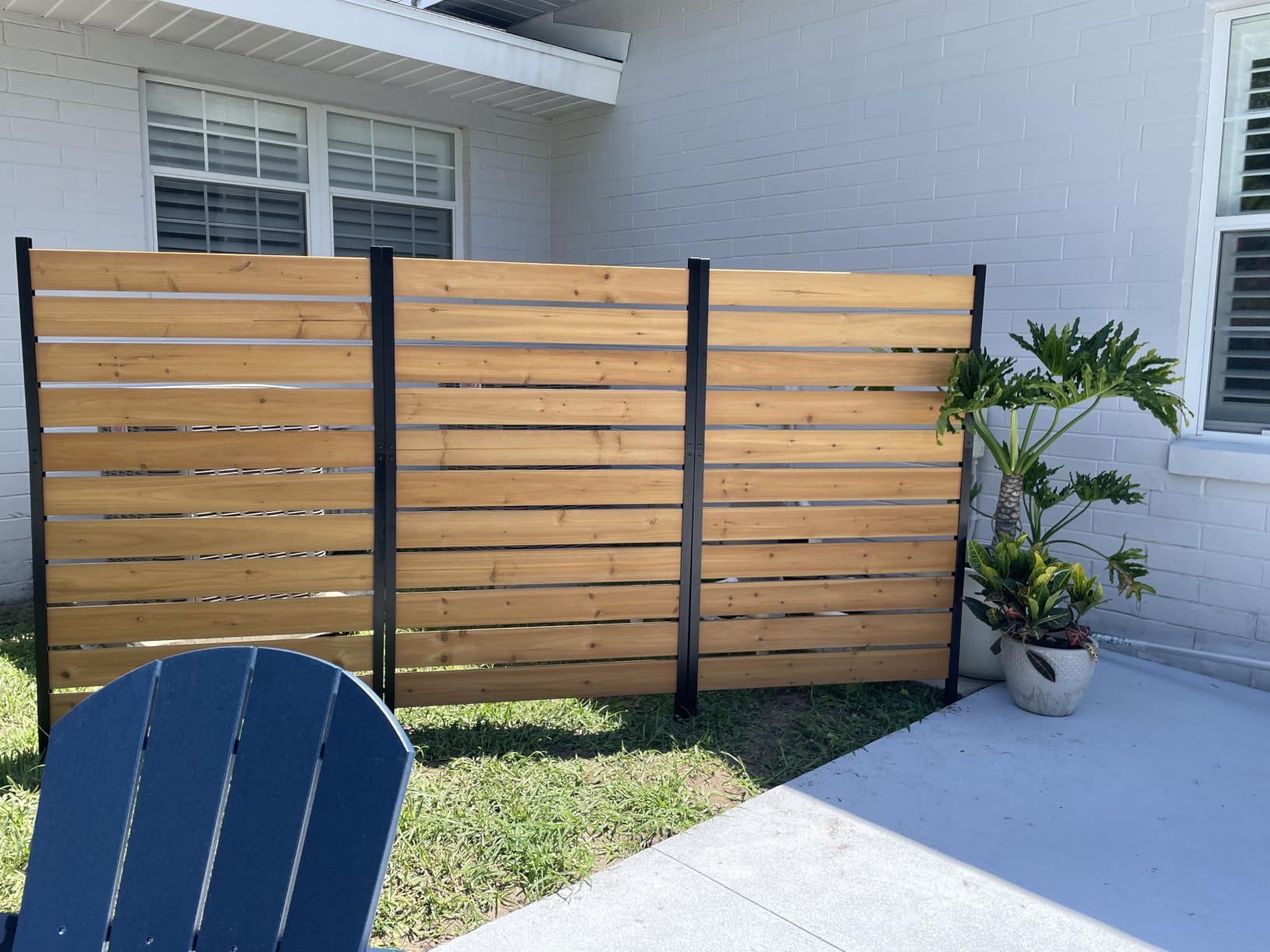 Concord Cedar Wood Privacy Screen, 5ft H x 3.2ft W, 1 Panel | 5ftH x 3.2ftW, Pre-Stained, 1 Panel, Hide Trash Cans, EC18022 customer photo 1