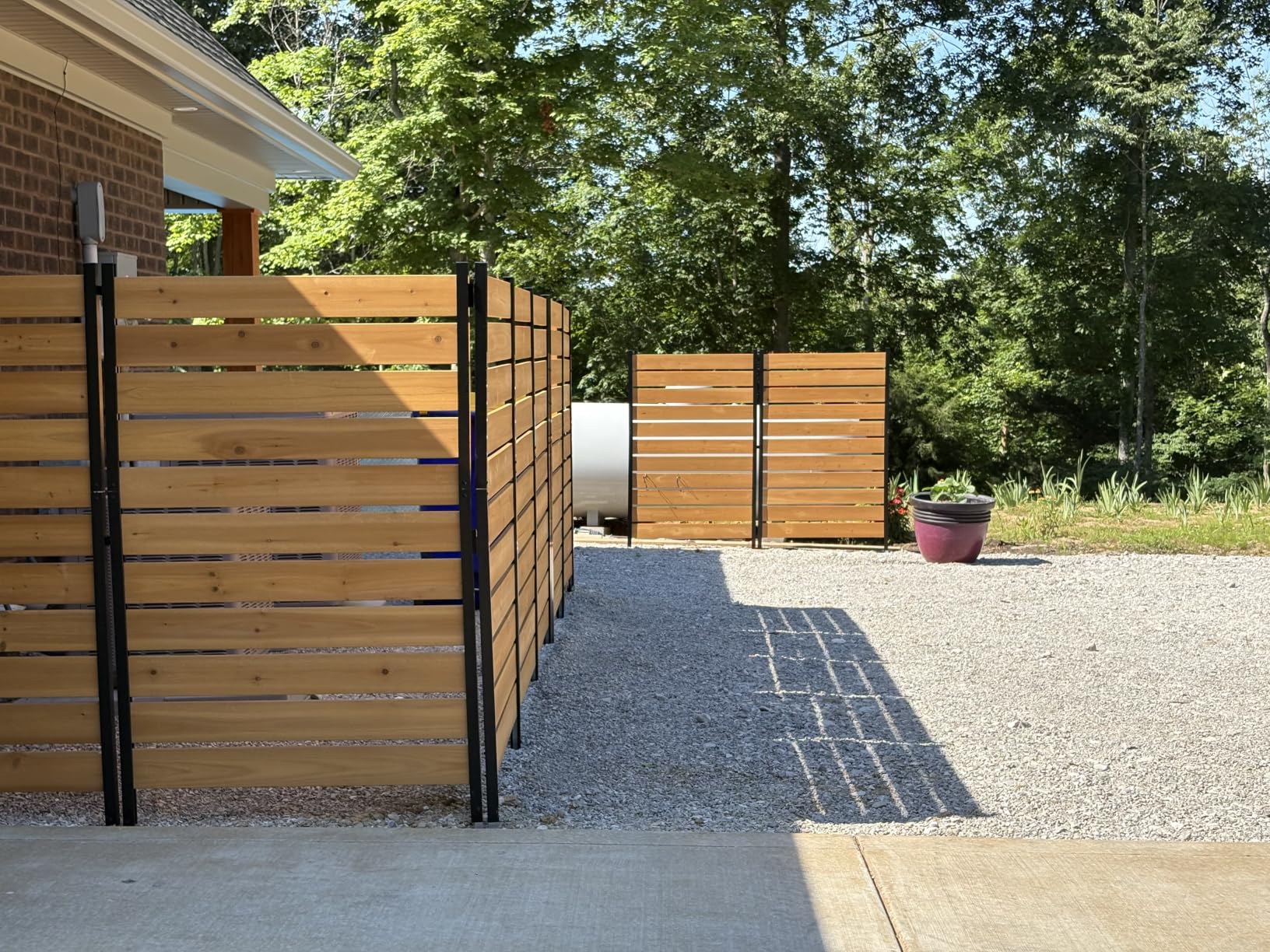 Concord Cedar Wood Privacy Screen, 5ft H x 3.2ft W, 1 Panel | 5ftH x 3.2ftW, Pre-Stained, 1 Panel, Hide Trash Cans, EC18022 customer photo 2