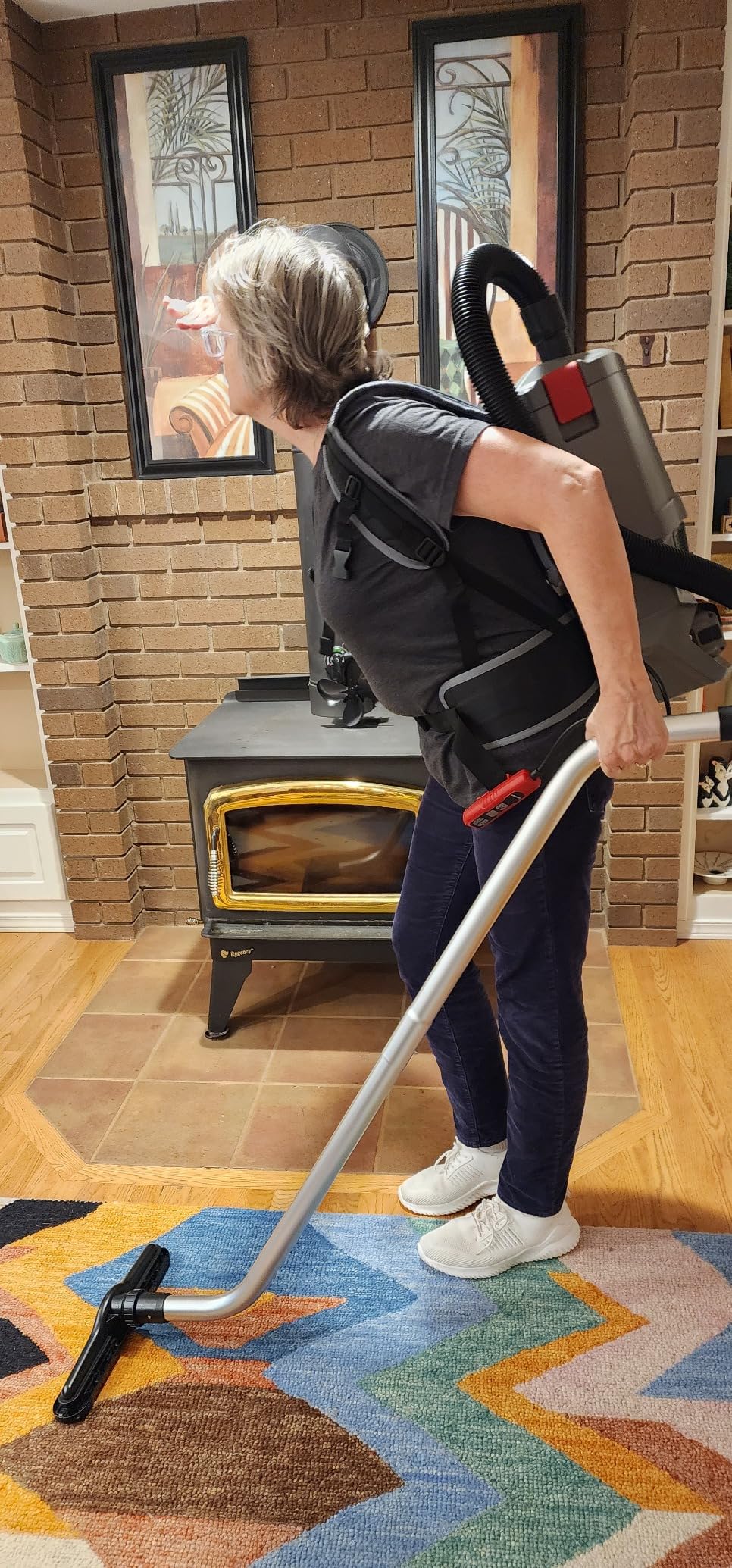 Sanitaire Transport Commercial Cordless Backpack Vacuum SC580A customer photo 2