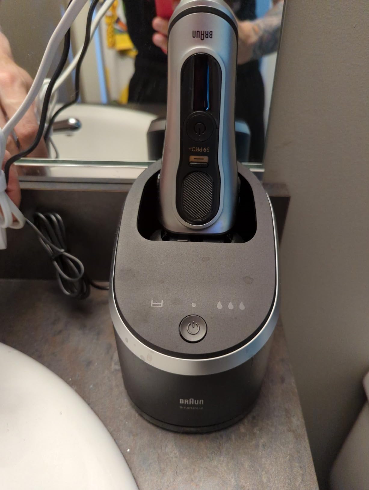 Braun Series 9 PRO+ Electric Razor for Men, 5 Pro Shave Elements & Precision Long Hair Trimmer, 6in1 SmartCare Center, Wet & Dry Electric Shaver for Smooth Skin with 60min Battery Runtime, 9517s customer photo 1