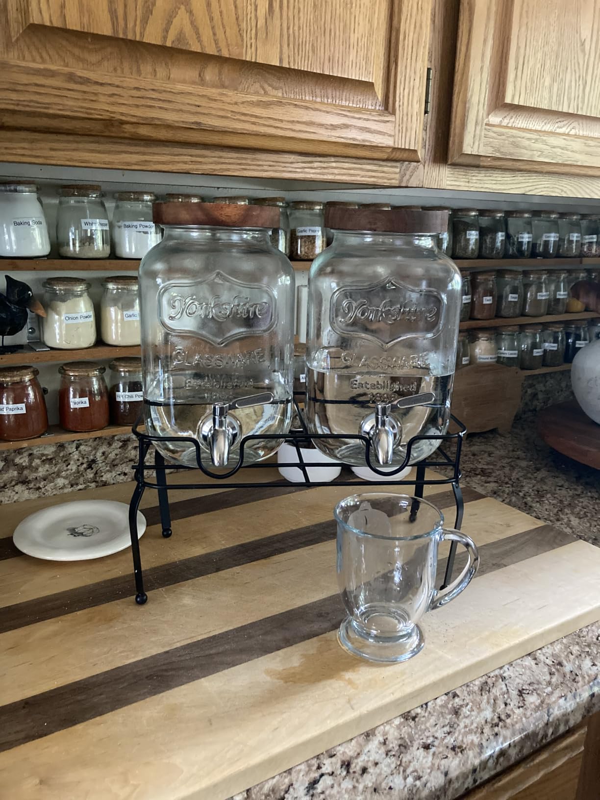 Mustry Glass Drink Dispenser with Stand & Acacia Lid, 1 Gallon, Set of 2 | Lemonade & Sun Tea | Glass Beverage Dispenser for Parties and Gatherings | Removable Stainless Steel Spigot customer photo 1